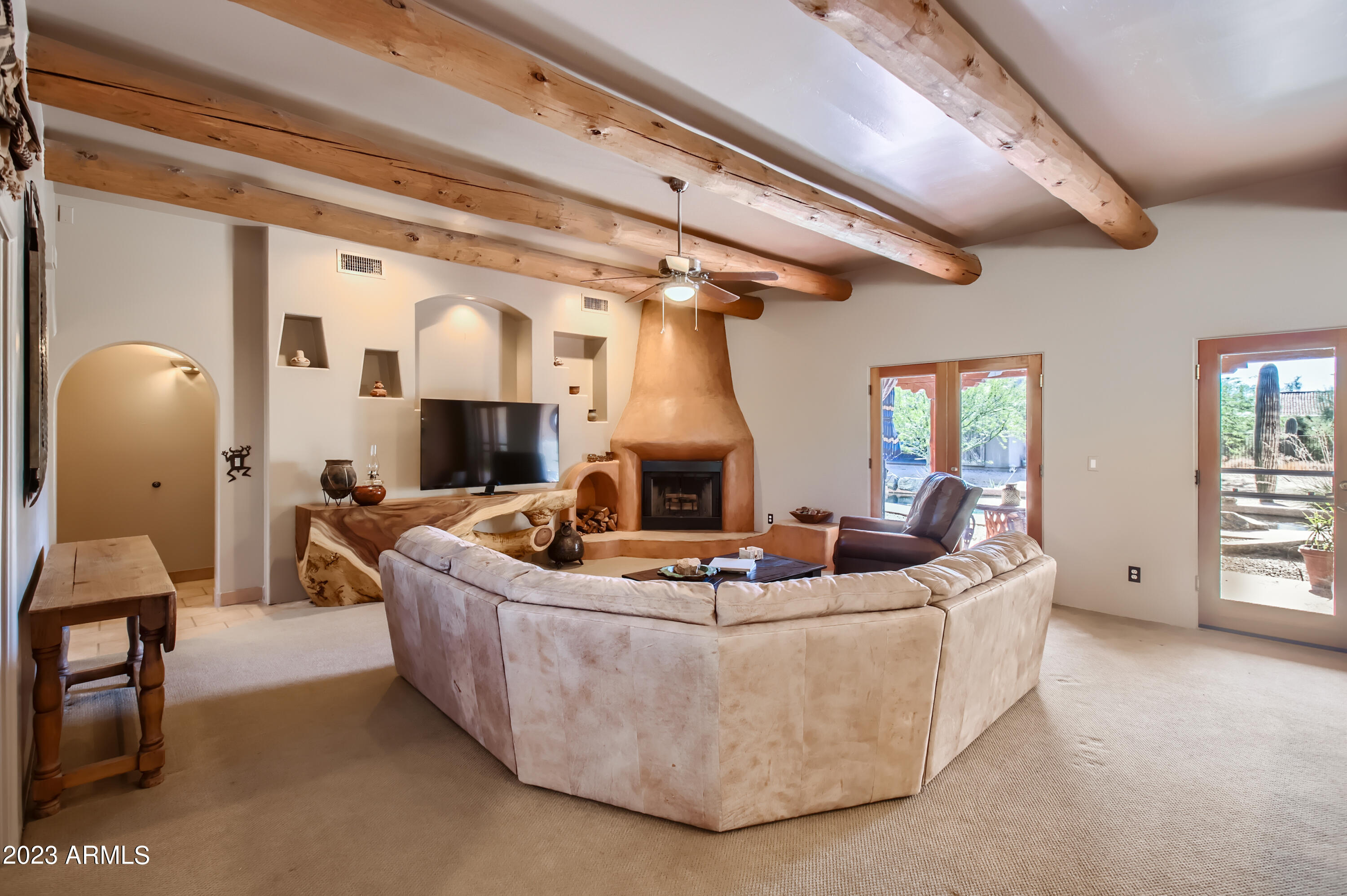 6437 E LONESOME Trail