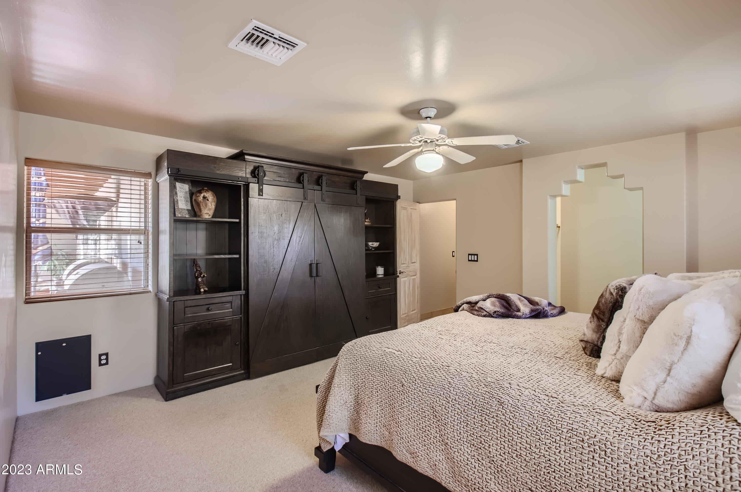 6437 E LONESOME Trail