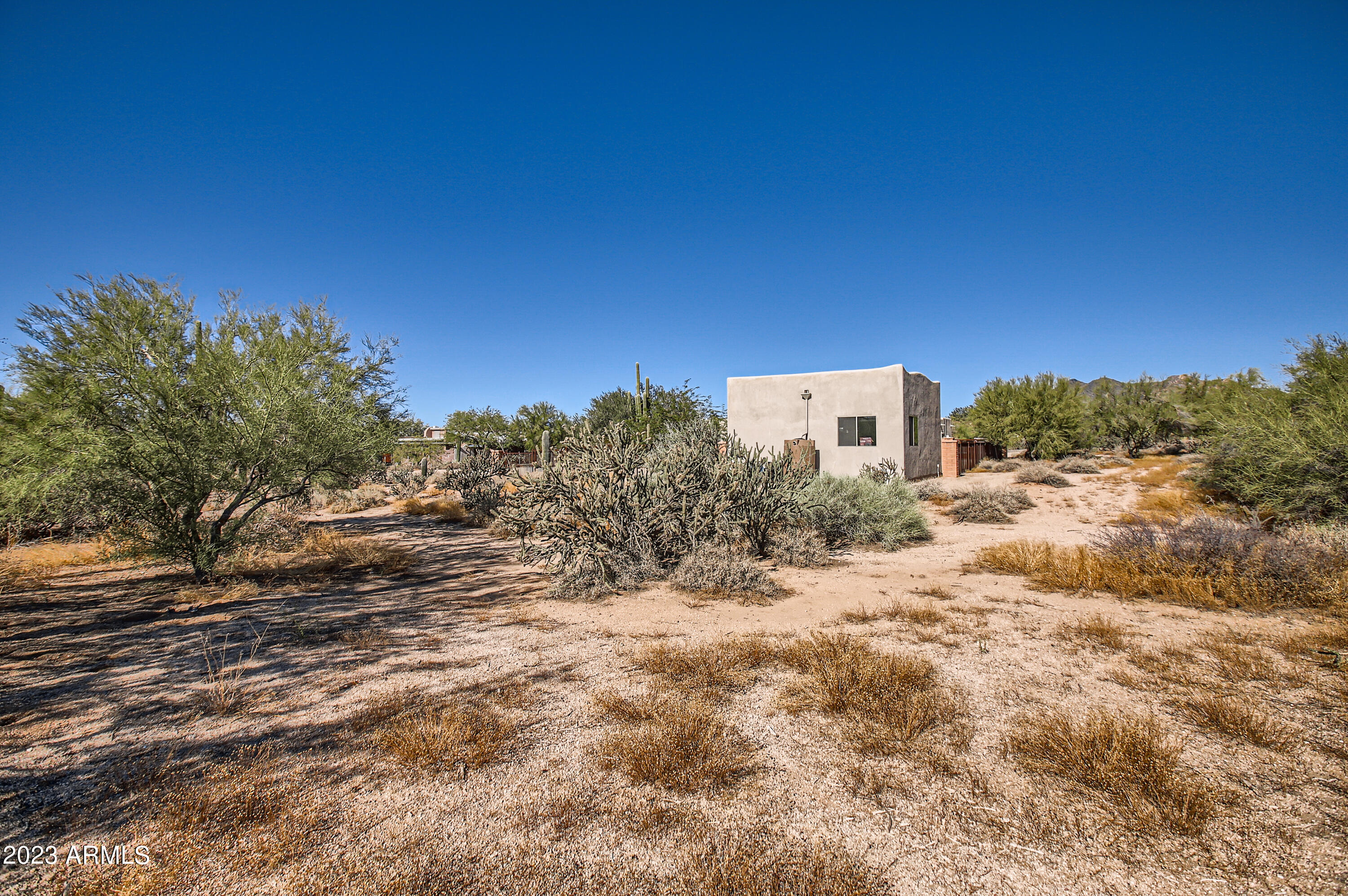 6437 E LONESOME Trail