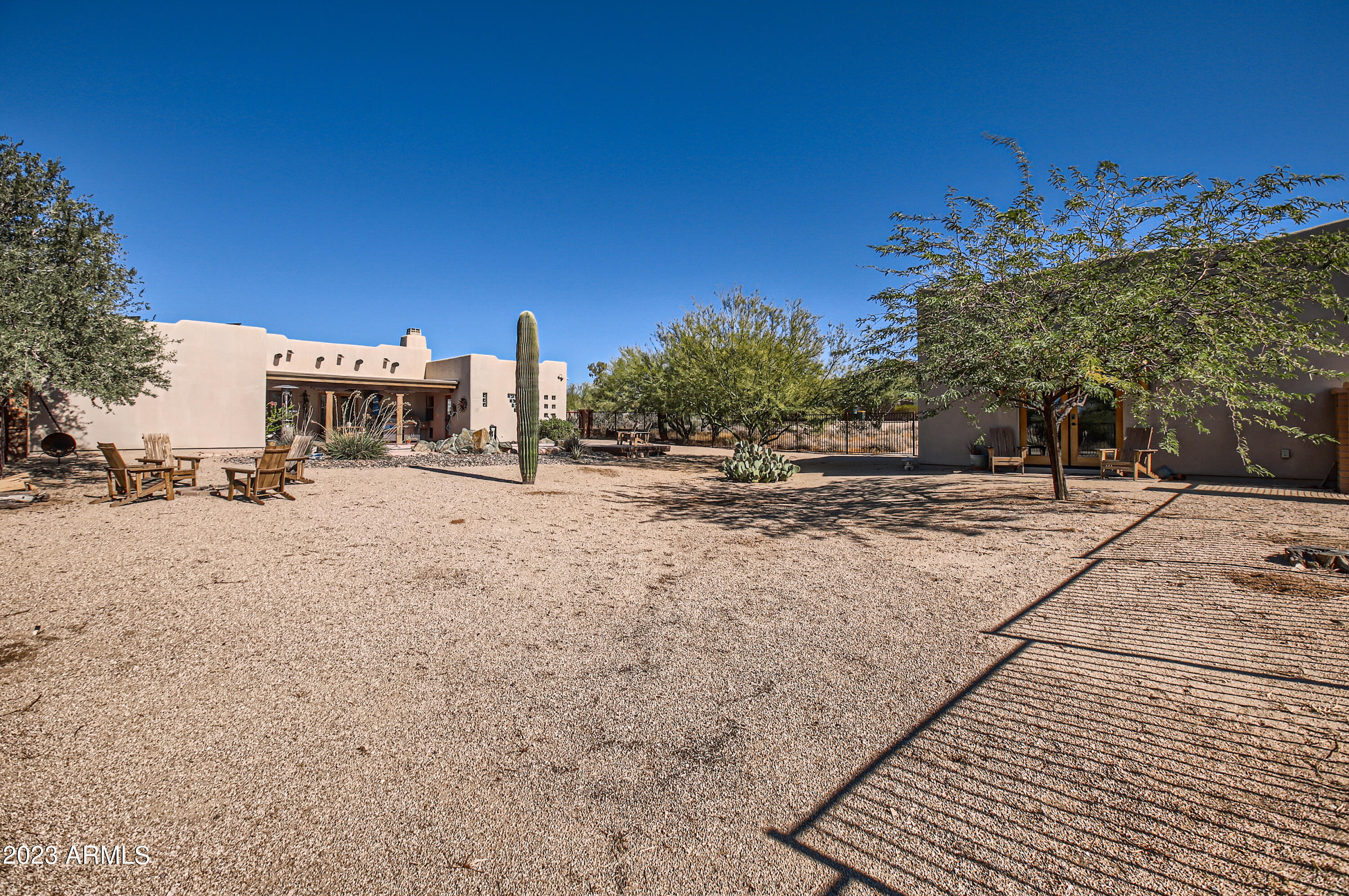6437 E LONESOME Trail