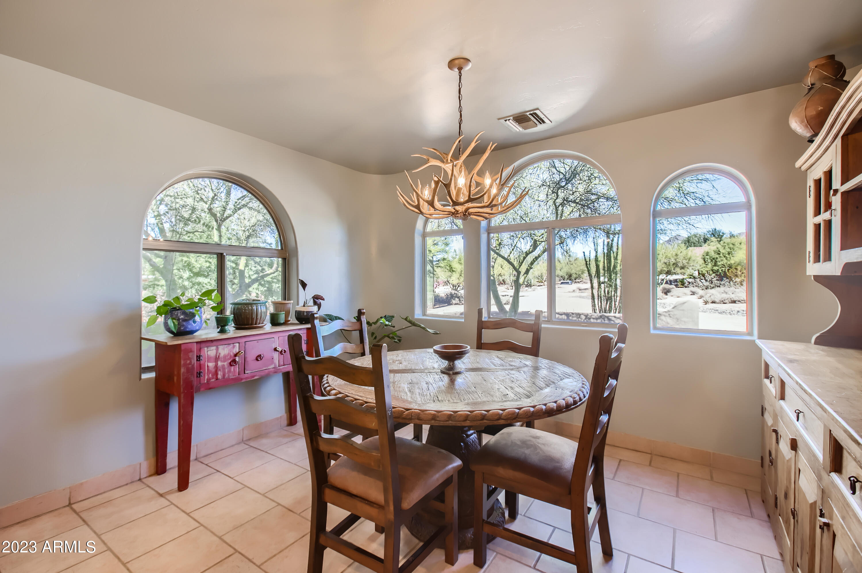 6437 E LONESOME Trail