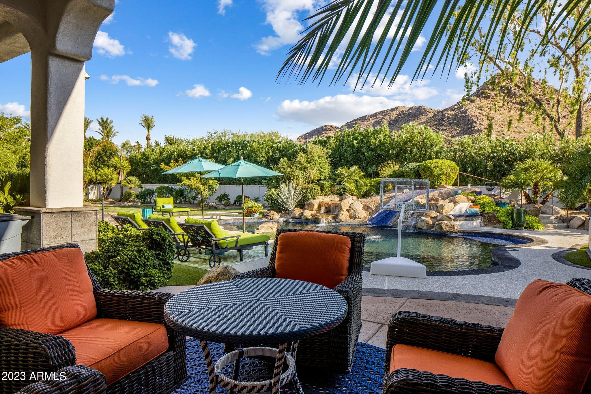 5441 E MOCKINGBIRD Lane