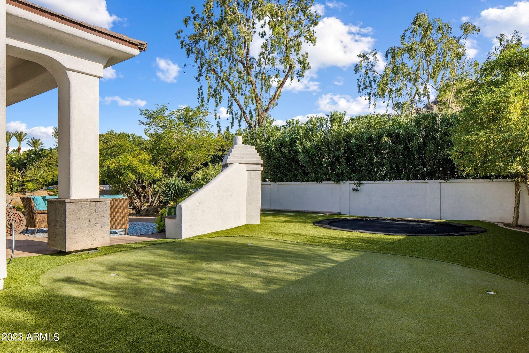 5441 E MOCKINGBIRD Lane