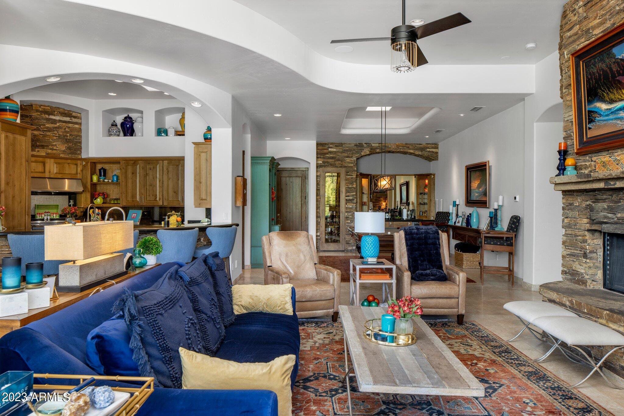 5441 E MOCKINGBIRD Lane