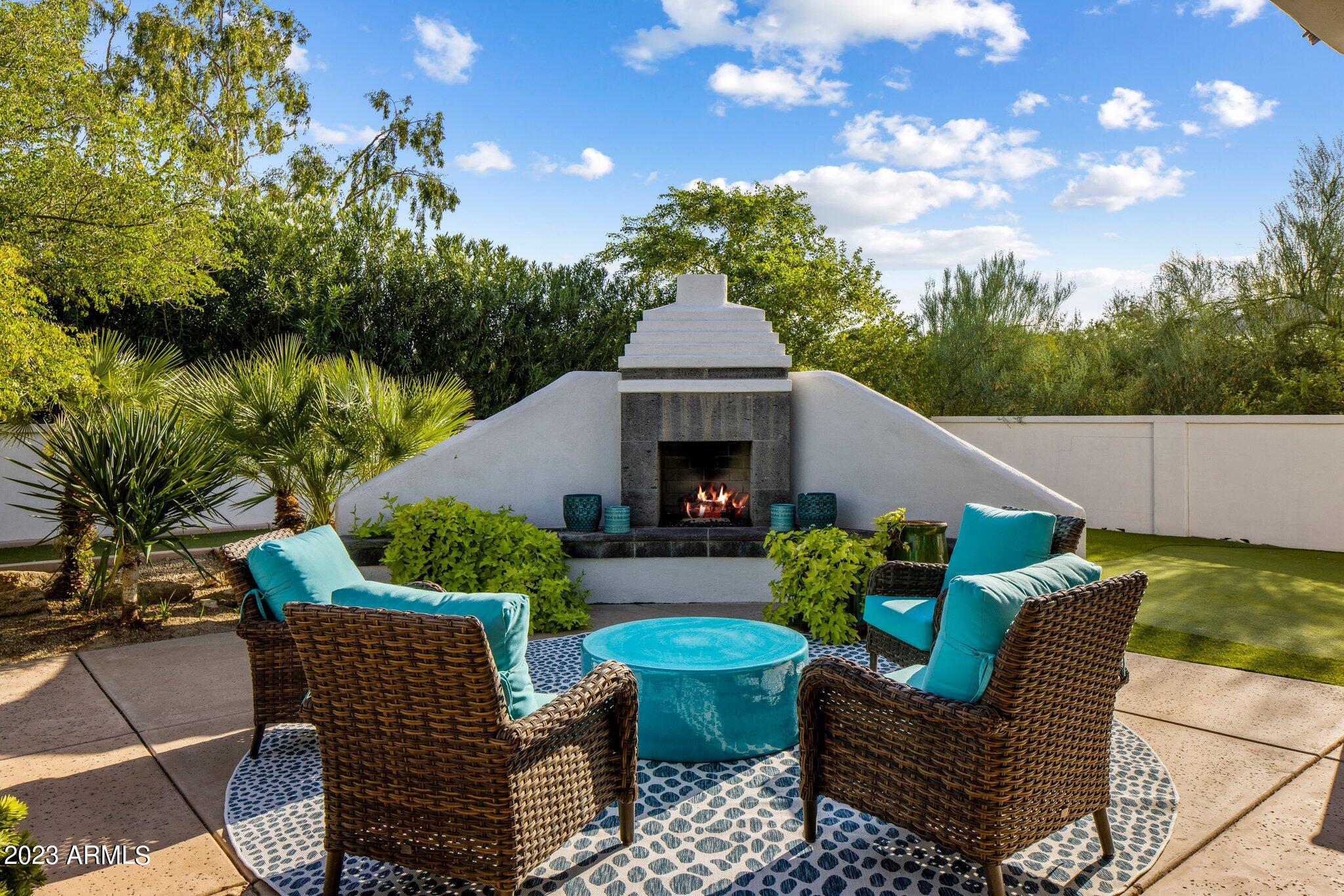 5441 E MOCKINGBIRD Lane