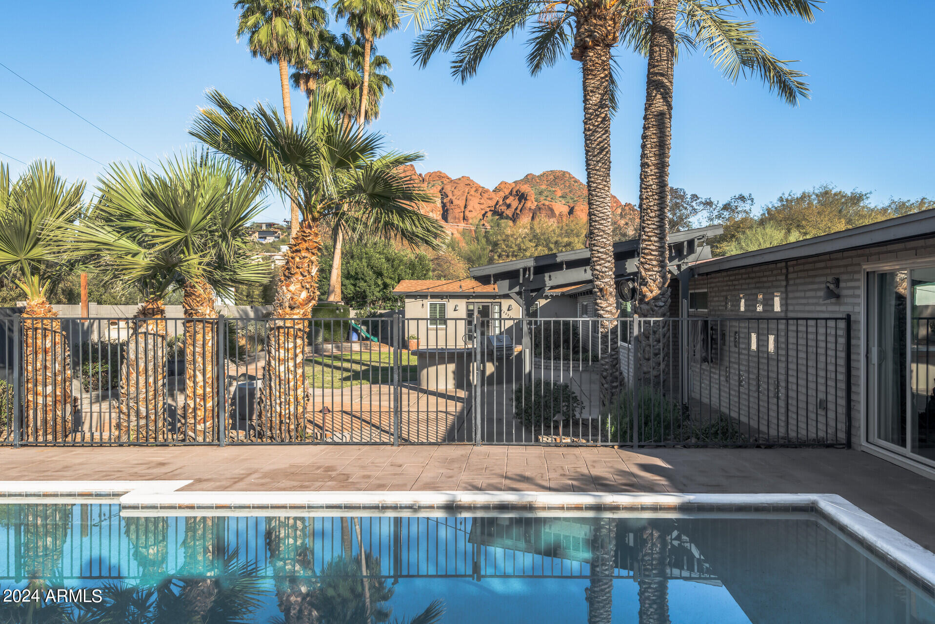 4316 E STANFORD Drive