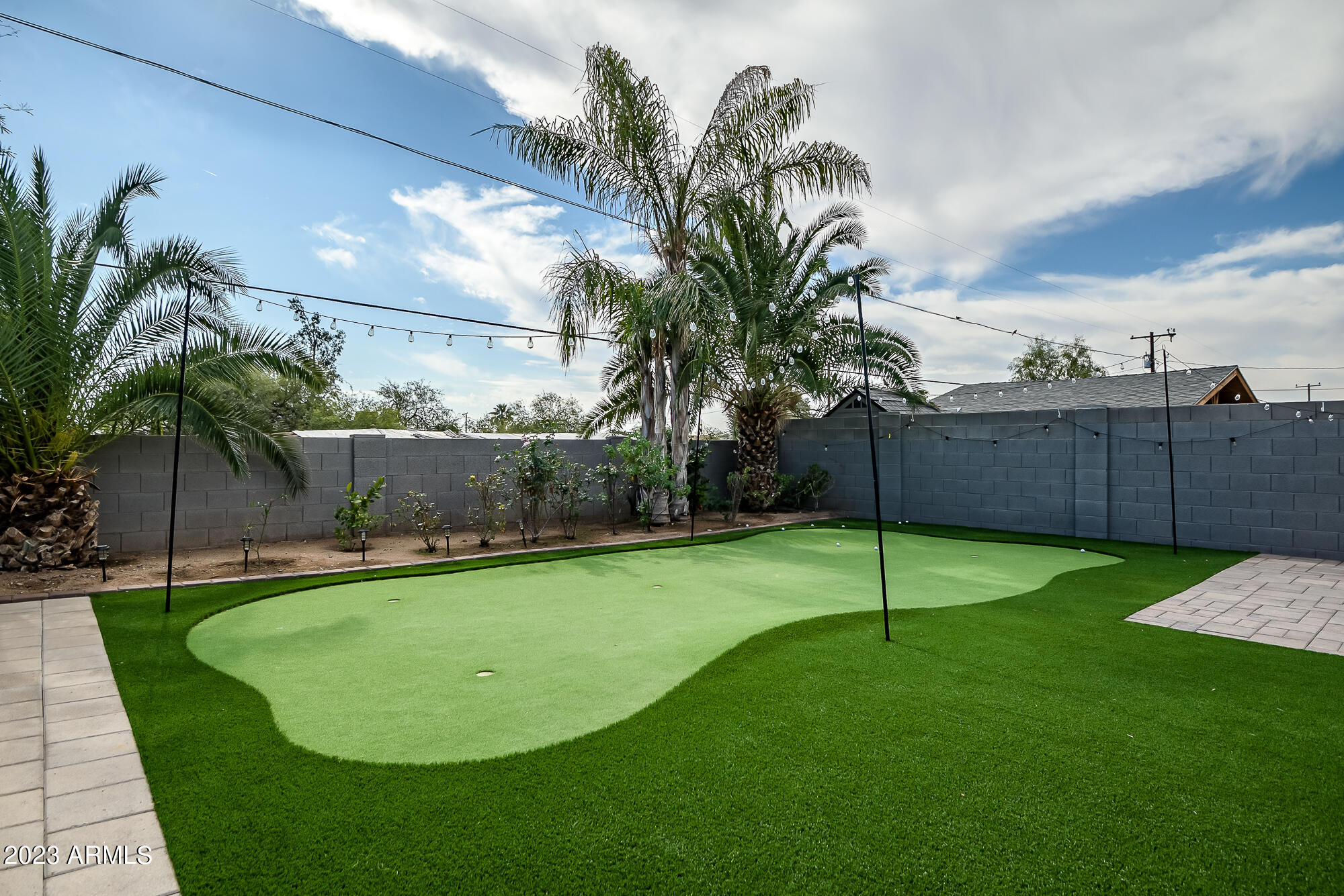 2917 E CAMPO BELLO Drive