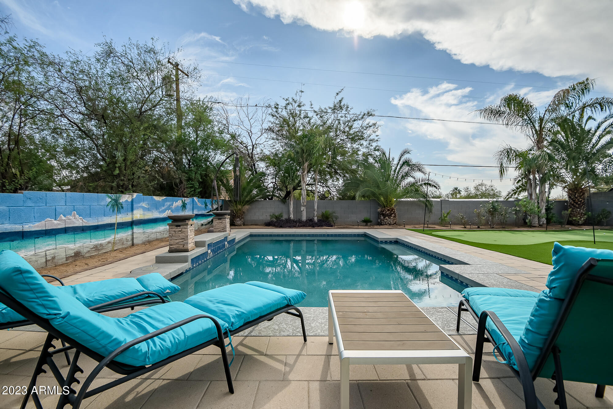 2917 E CAMPO BELLO Drive