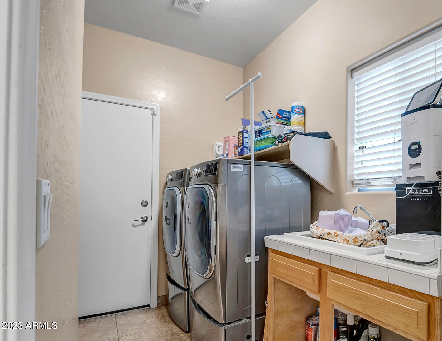 2917 E CAMPO BELLO Drive