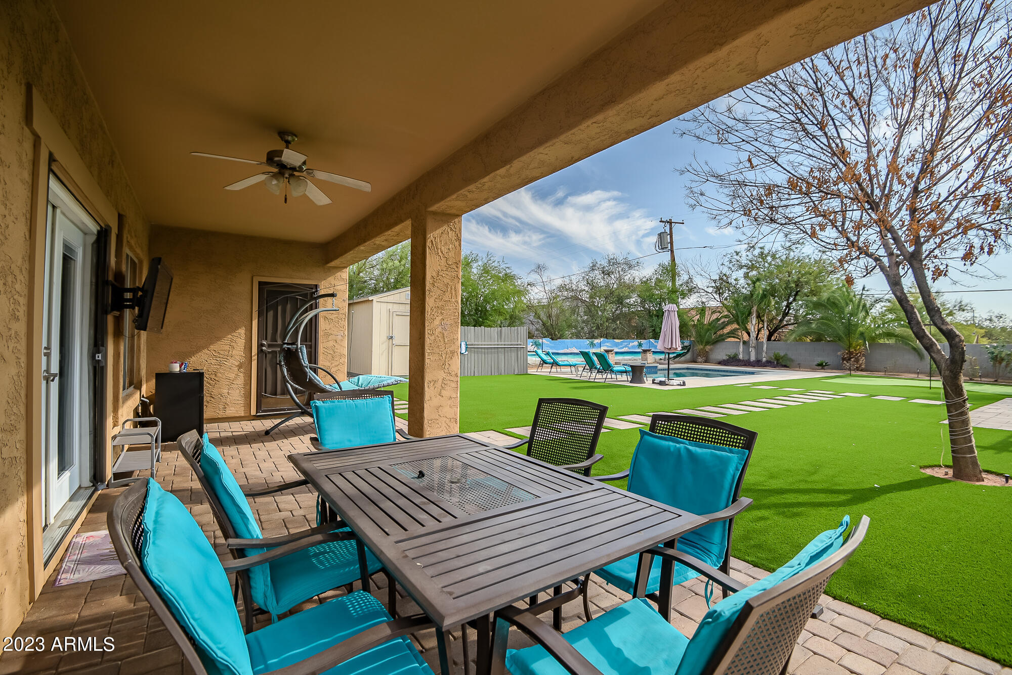 2917 E CAMPO BELLO Drive
