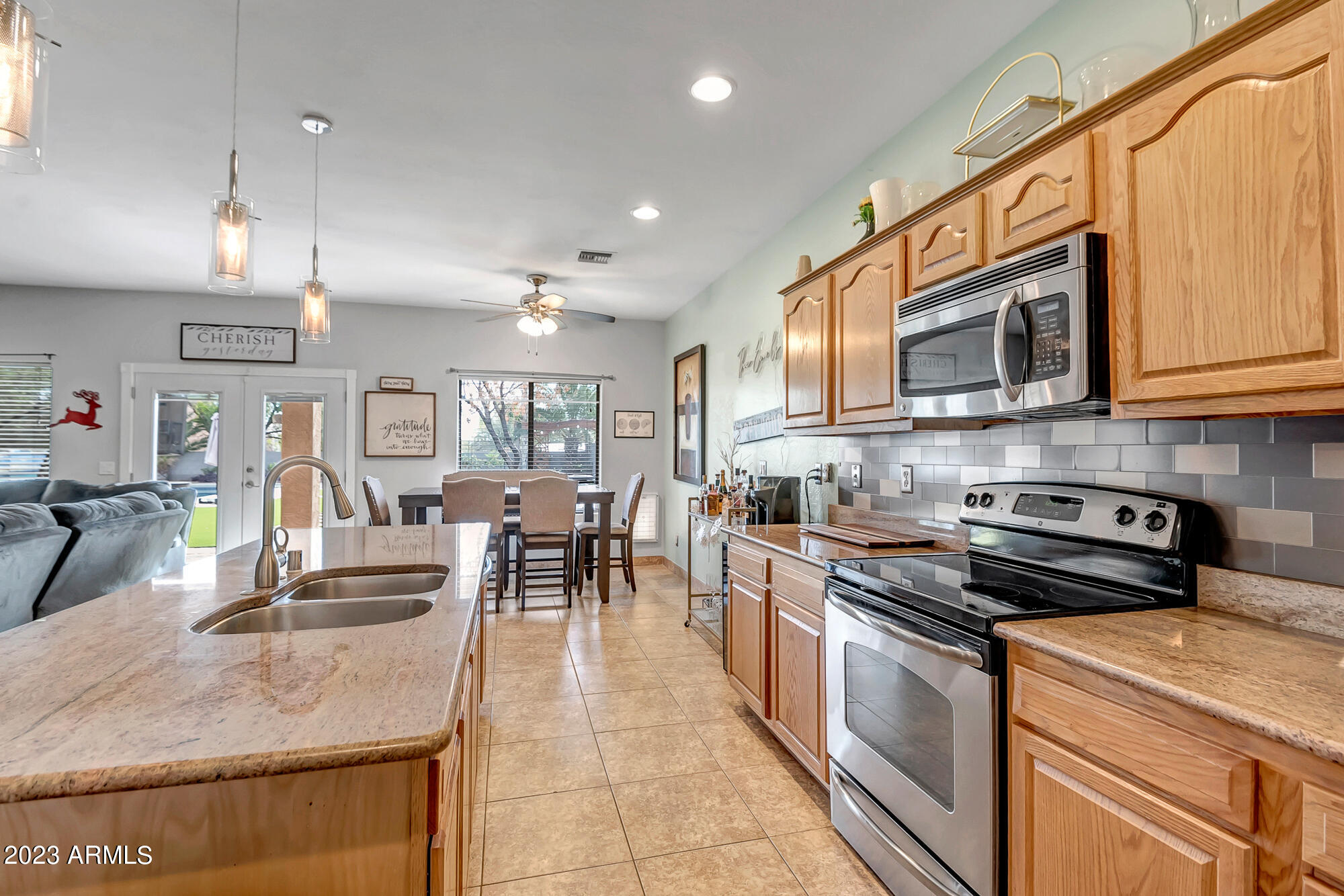 2917 E CAMPO BELLO Drive