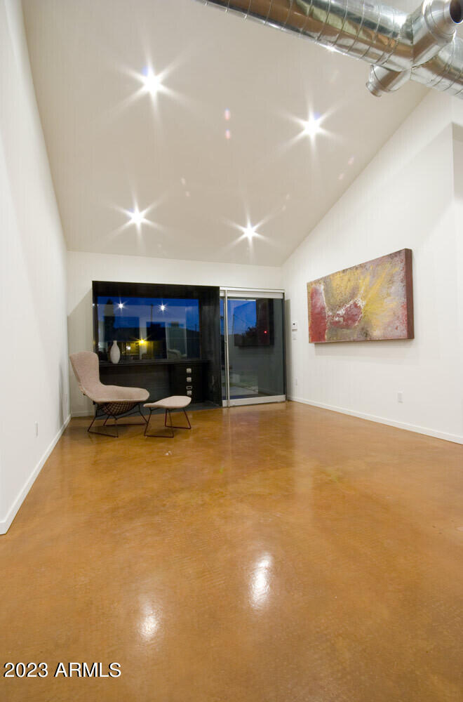 2430 E HAZELWOOD Street