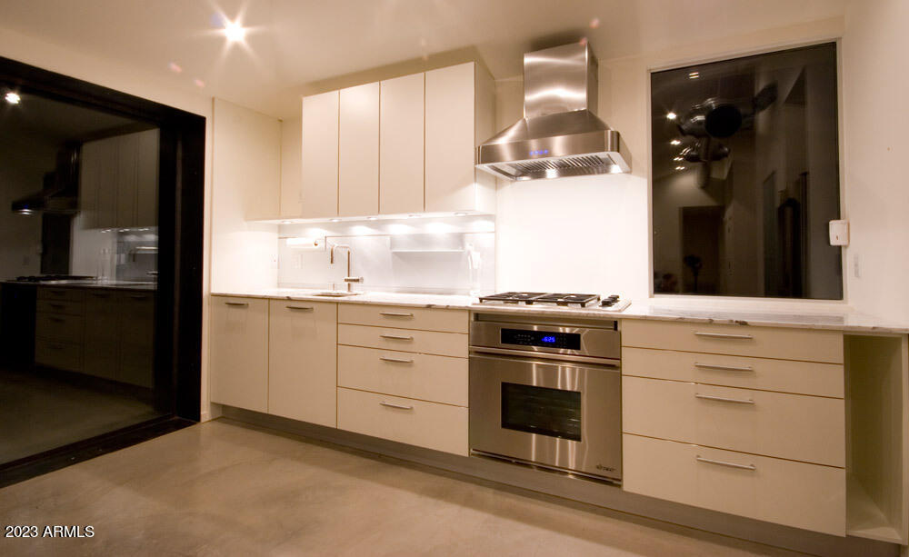 2430 E HAZELWOOD Street