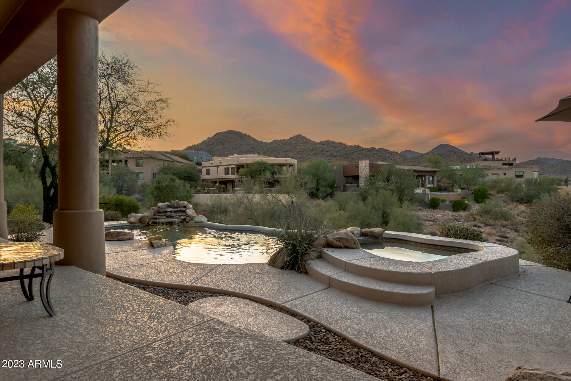 13634 N SUNSET Drive