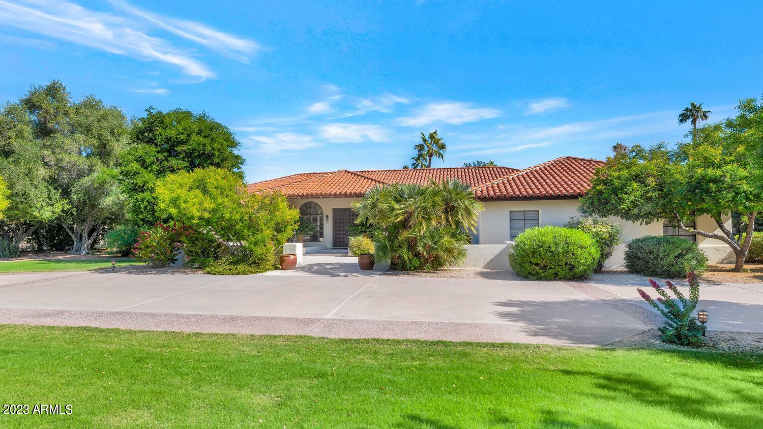 8815 N 63RD Place