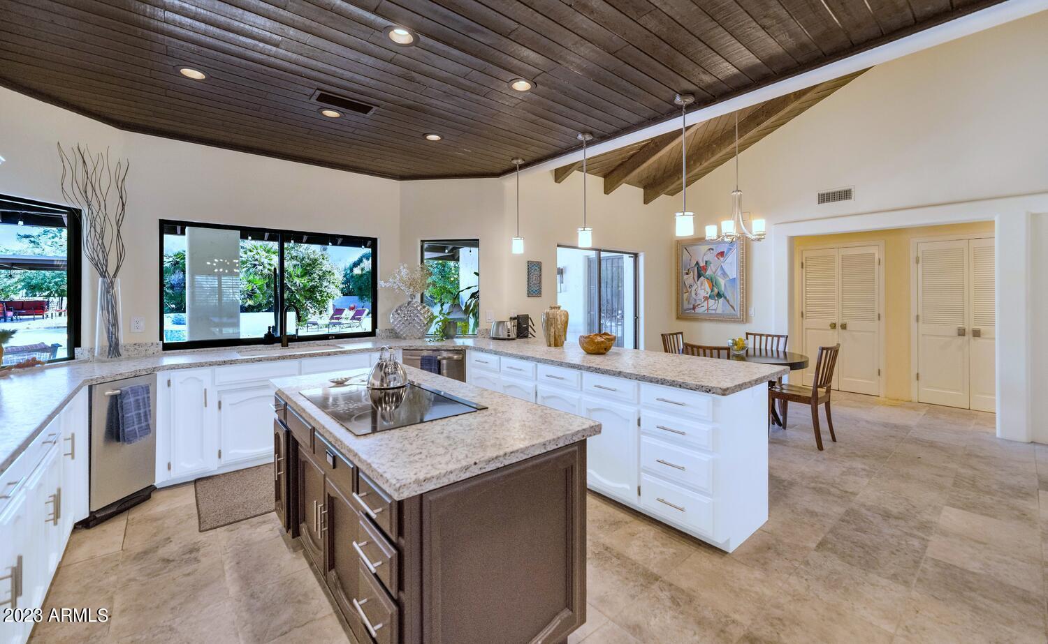 8815 N 63RD Place