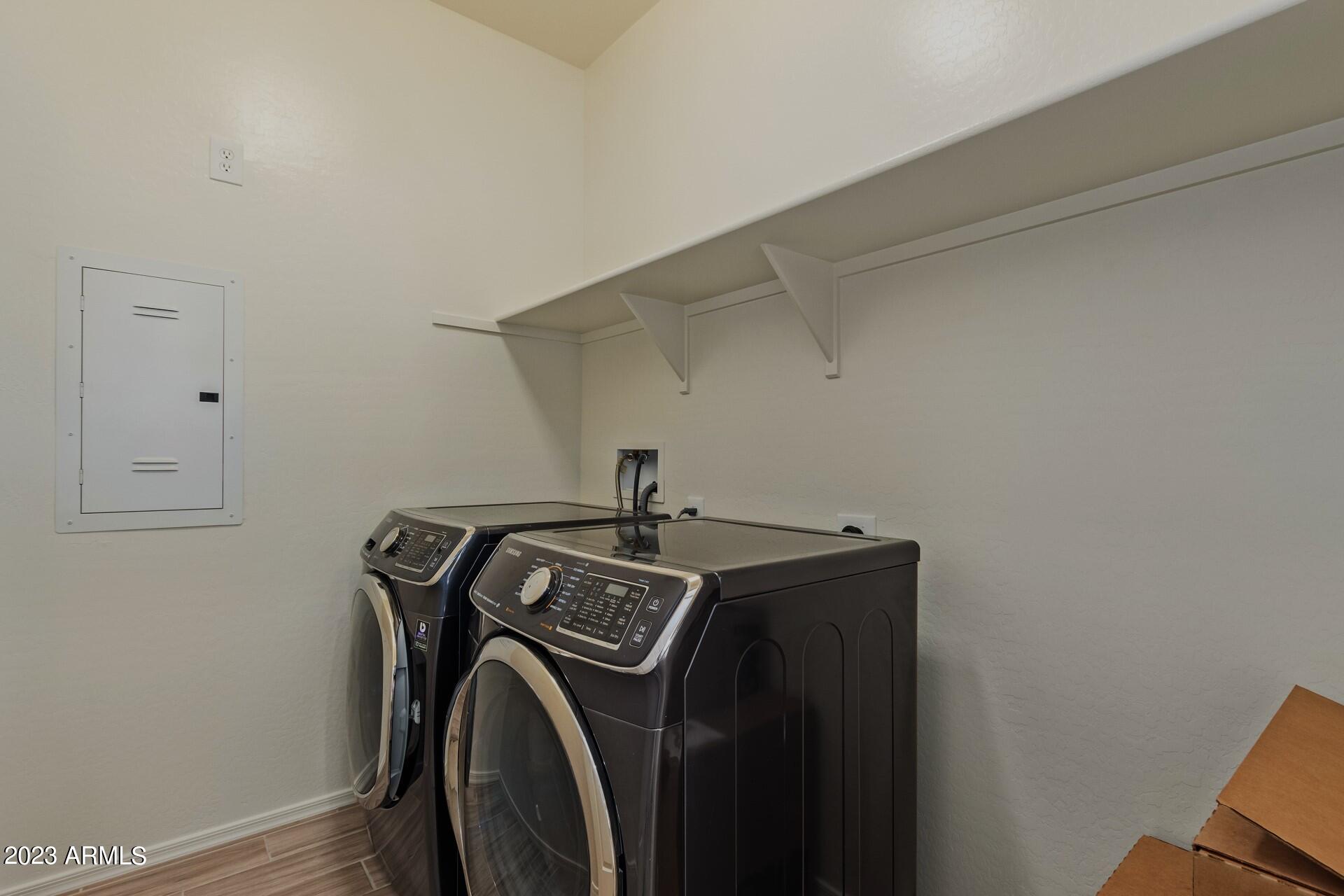 3462 N LOS ALAMOS --