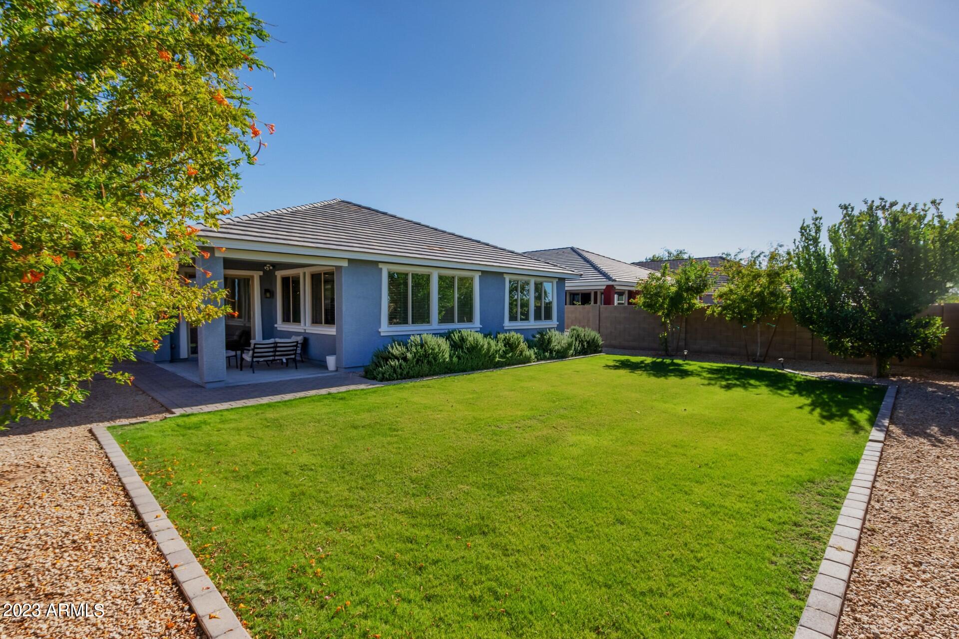 3462 N LOS ALAMOS --