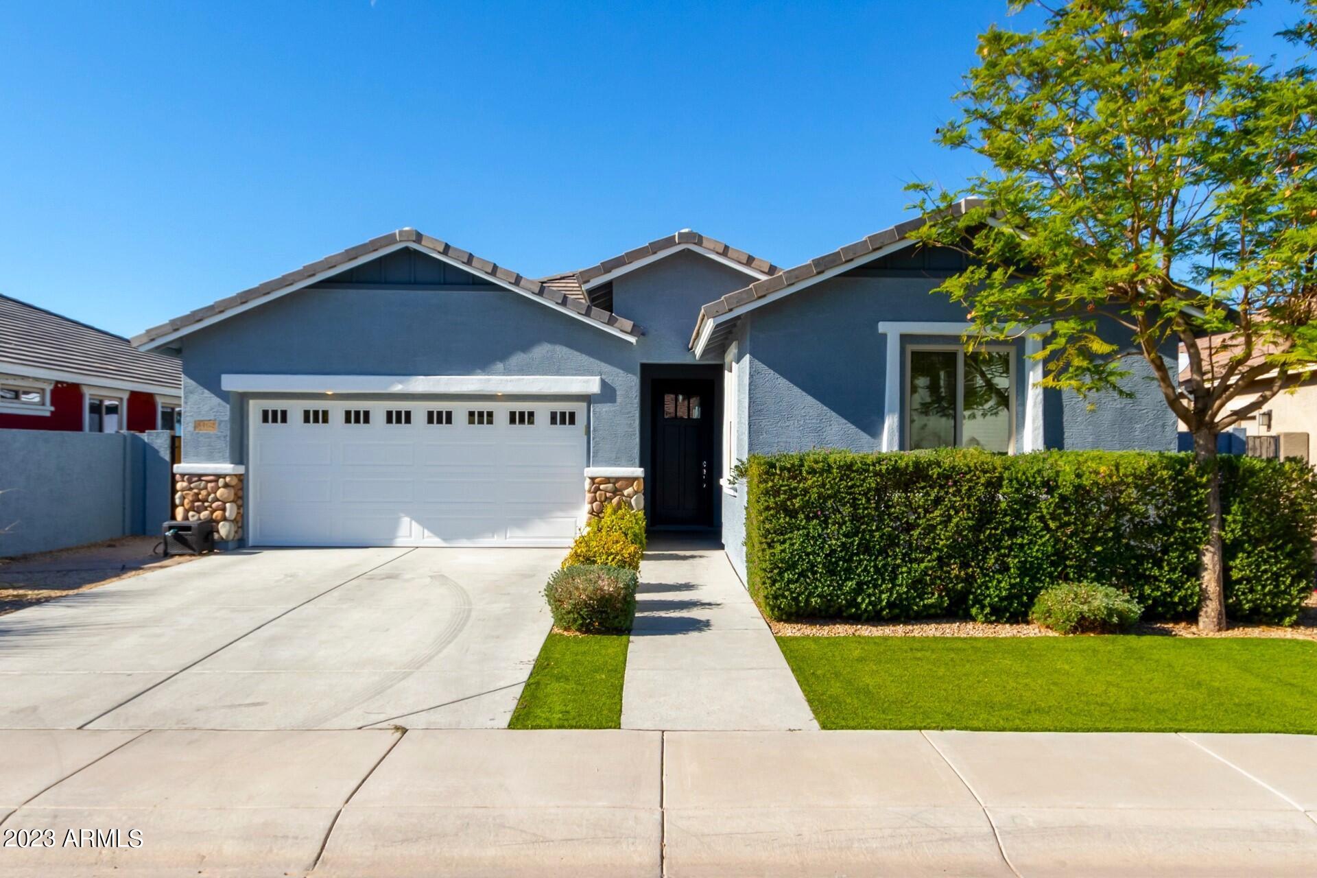 3462 N LOS ALAMOS --