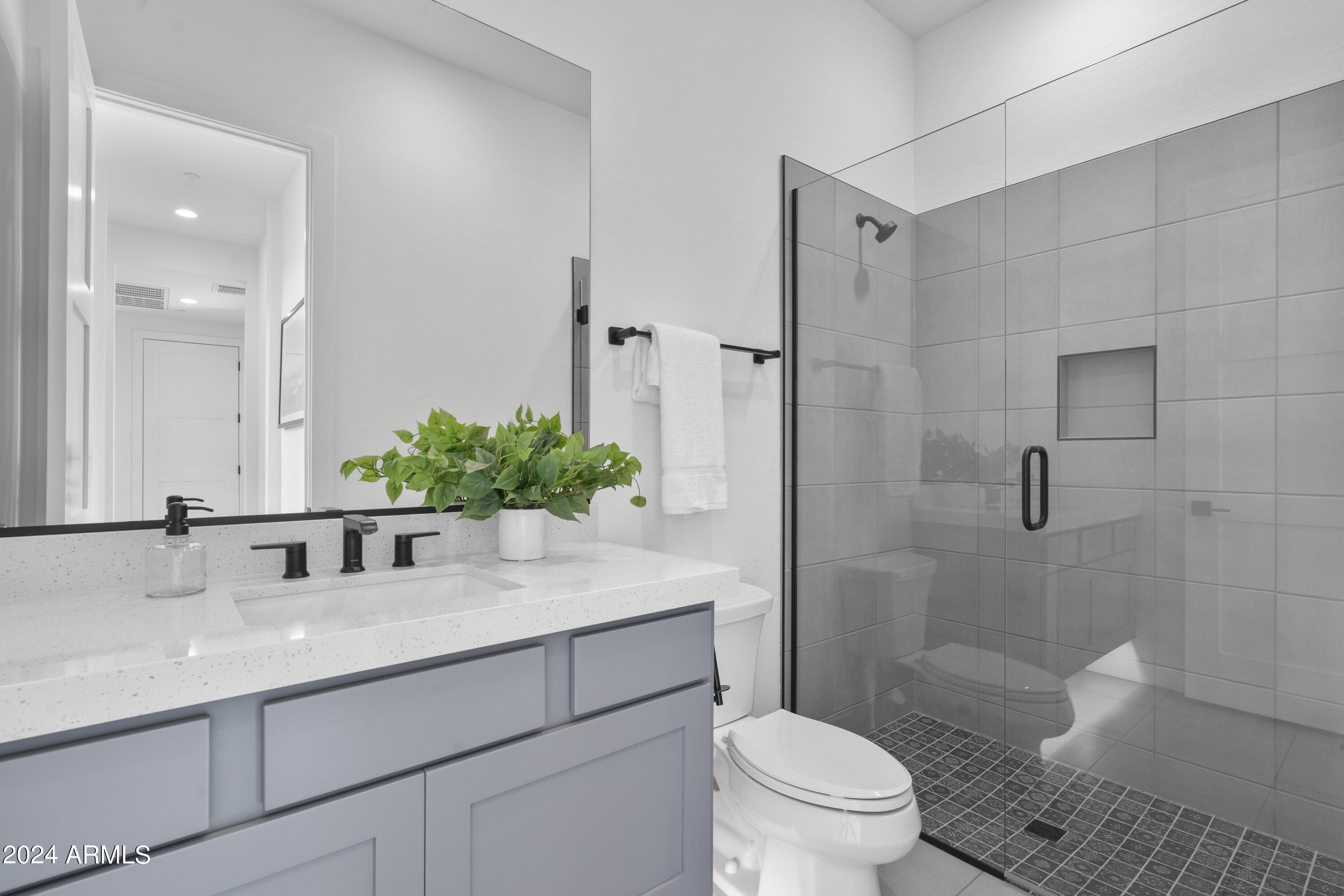 14134 E Highland Ave Avenue