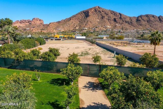 5226 E EXETER Boulevard Unit: 8