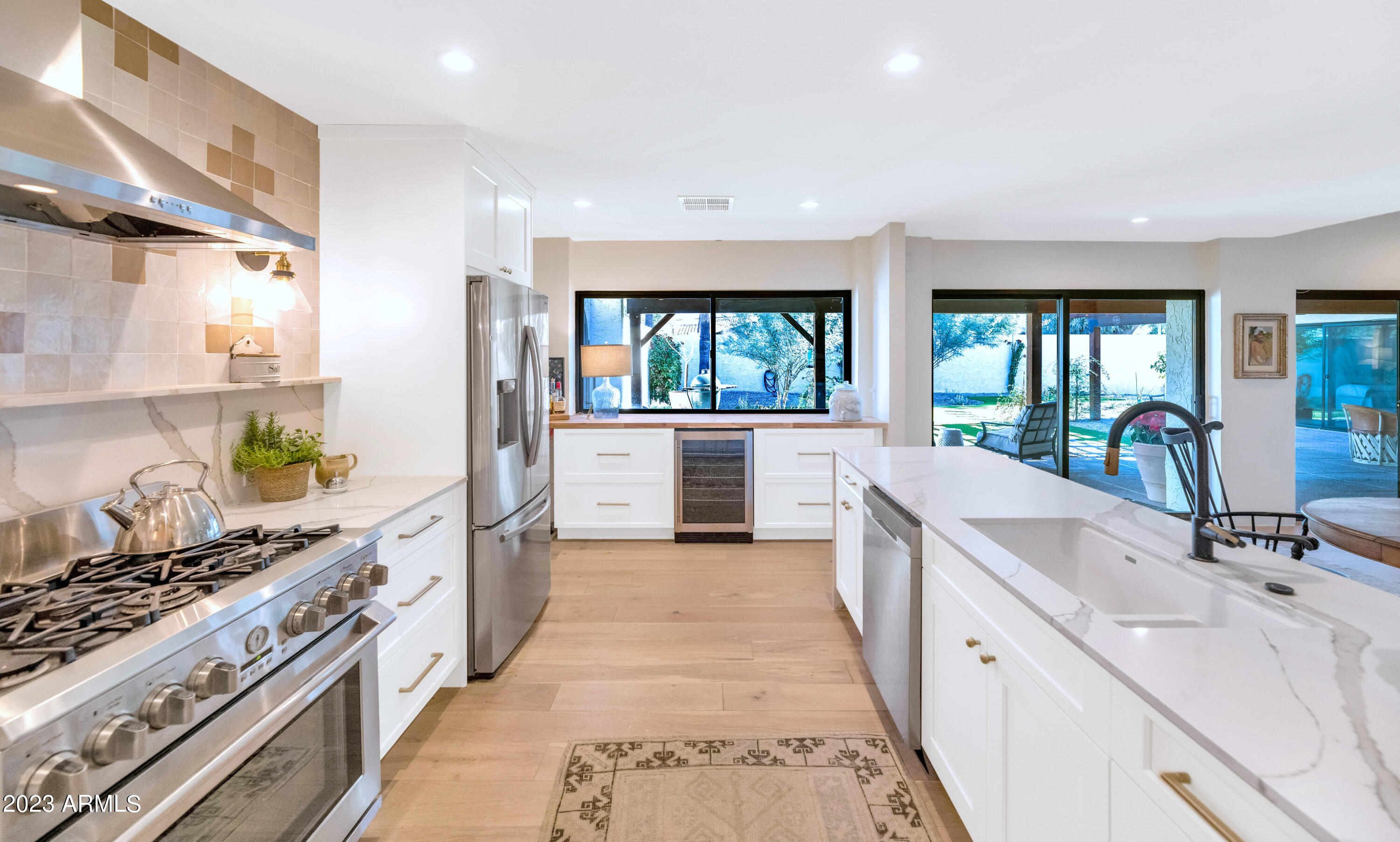 7311 E MANZANITA Drive