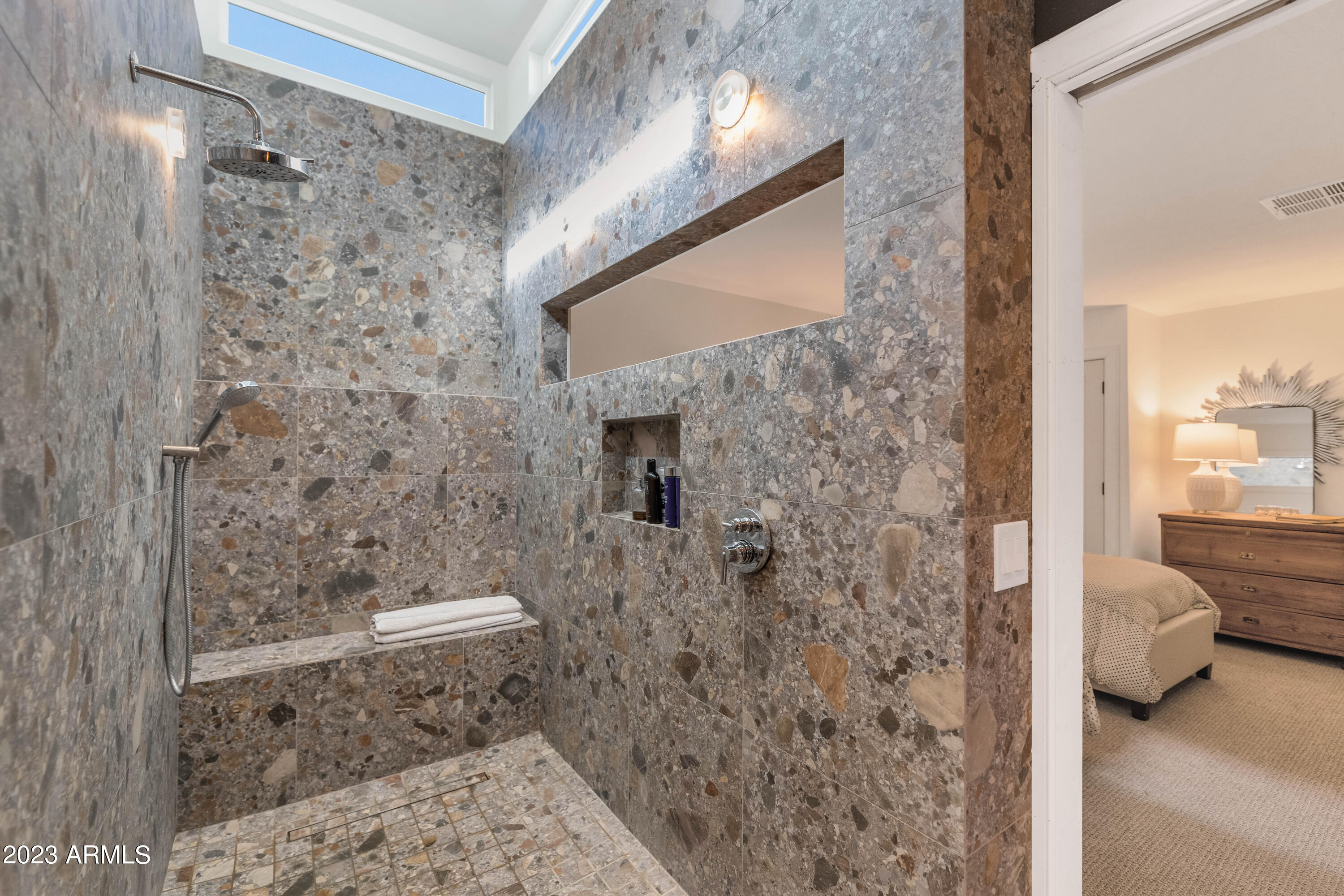 7311 E MANZANITA Drive