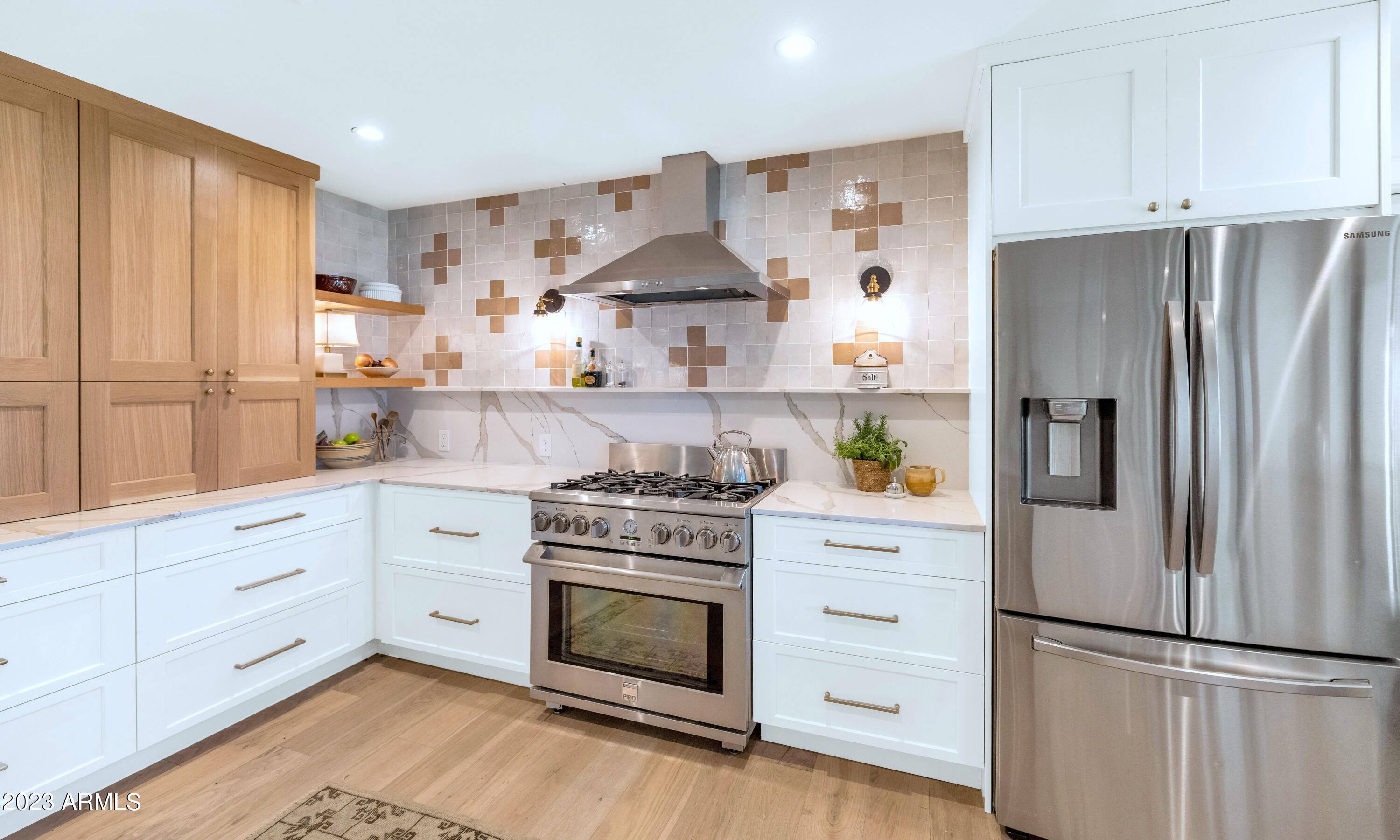 7311 E MANZANITA Drive