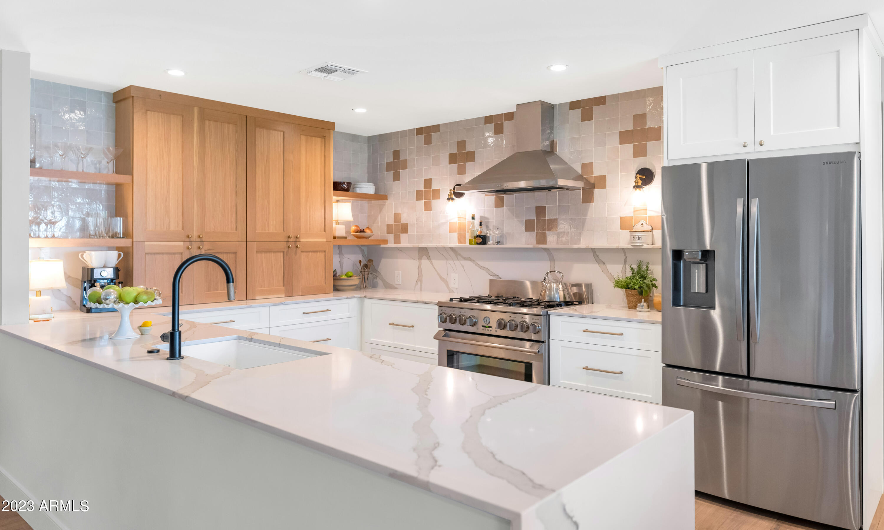 7311 E MANZANITA Drive