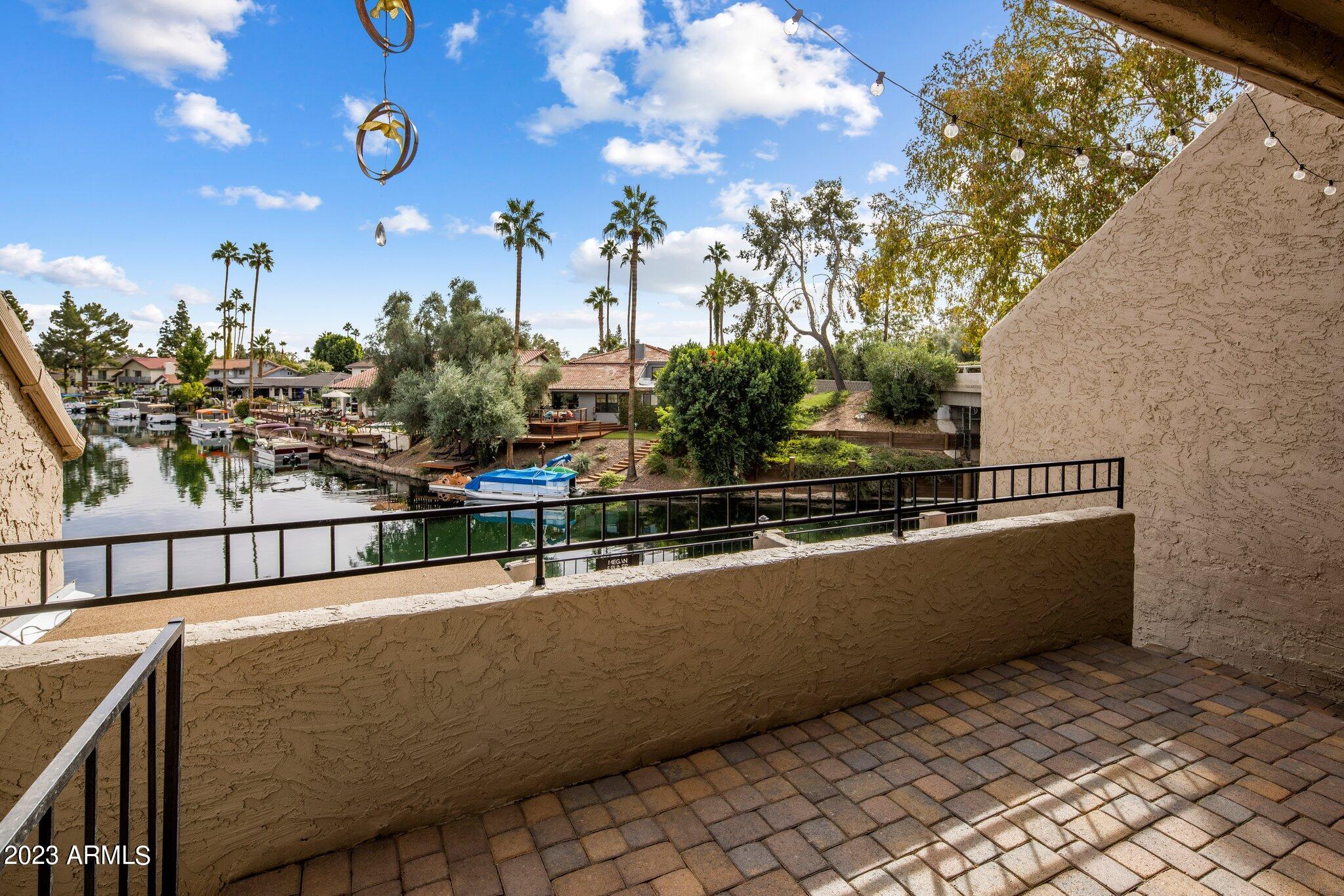 1203 E NORTHSHORE Drive Unit: 131