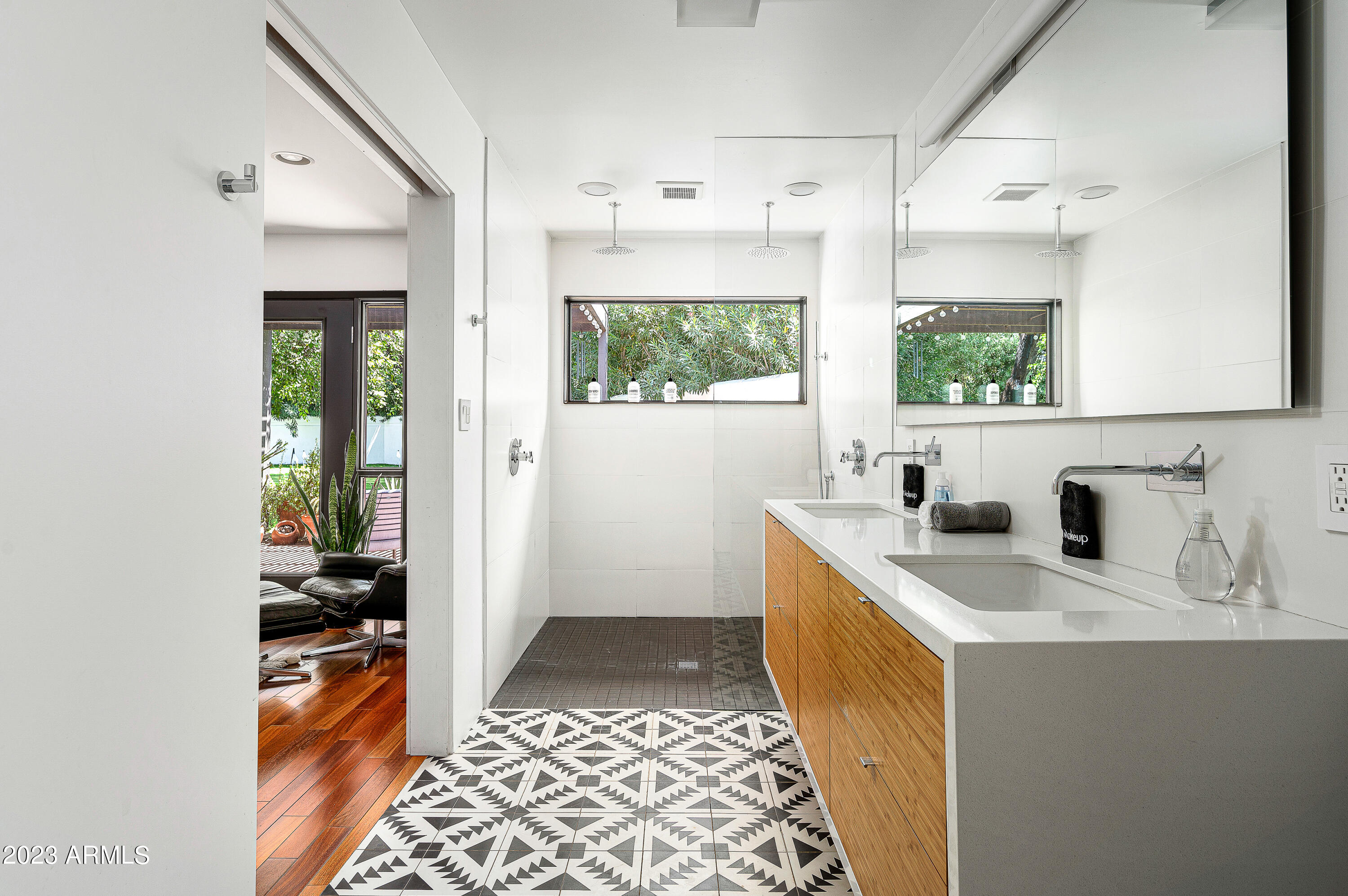 3335 N ROSE CIRCLE Drive