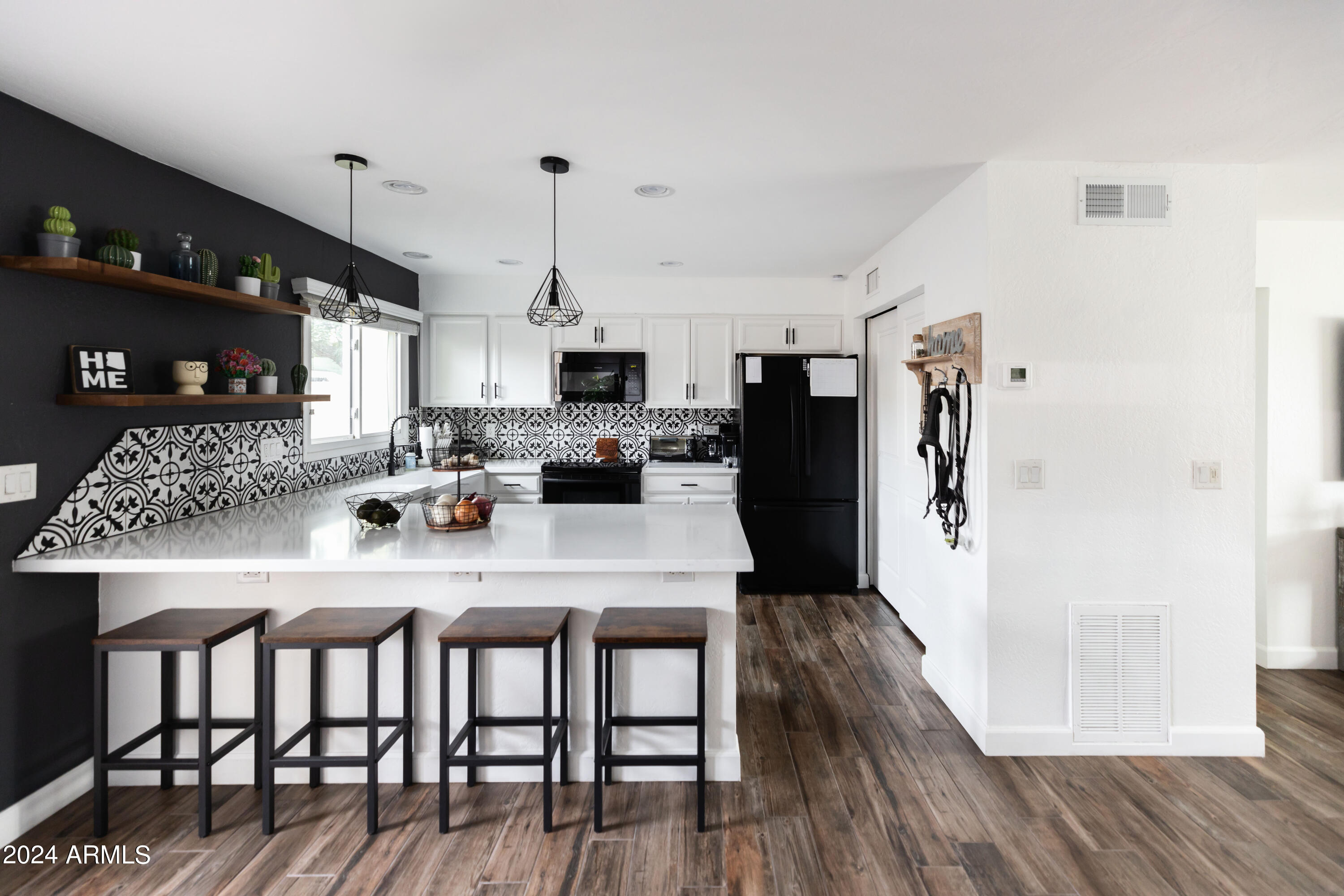 6849 E OSBORN Road Unit: C