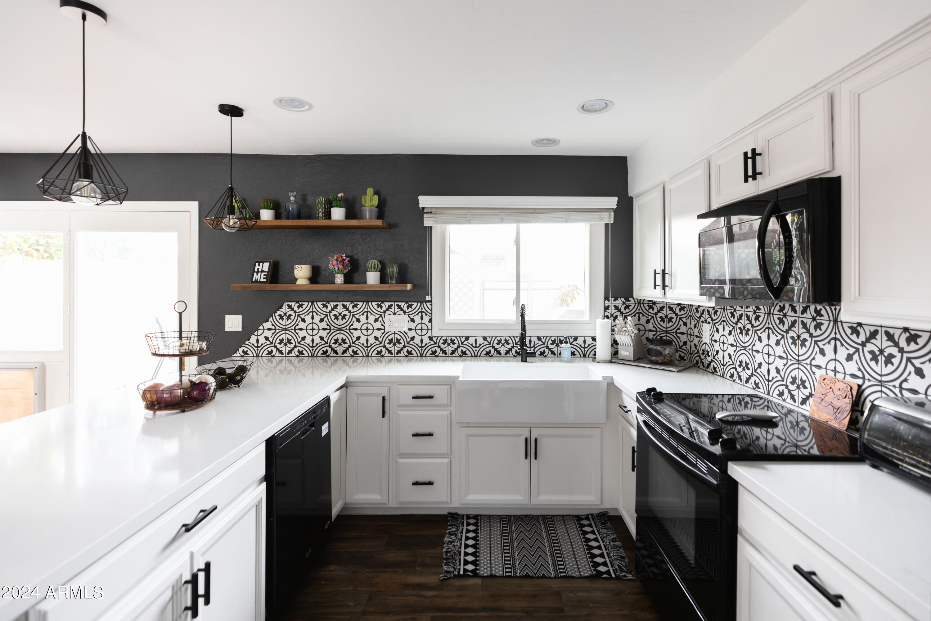 6849 E OSBORN Road Unit: C