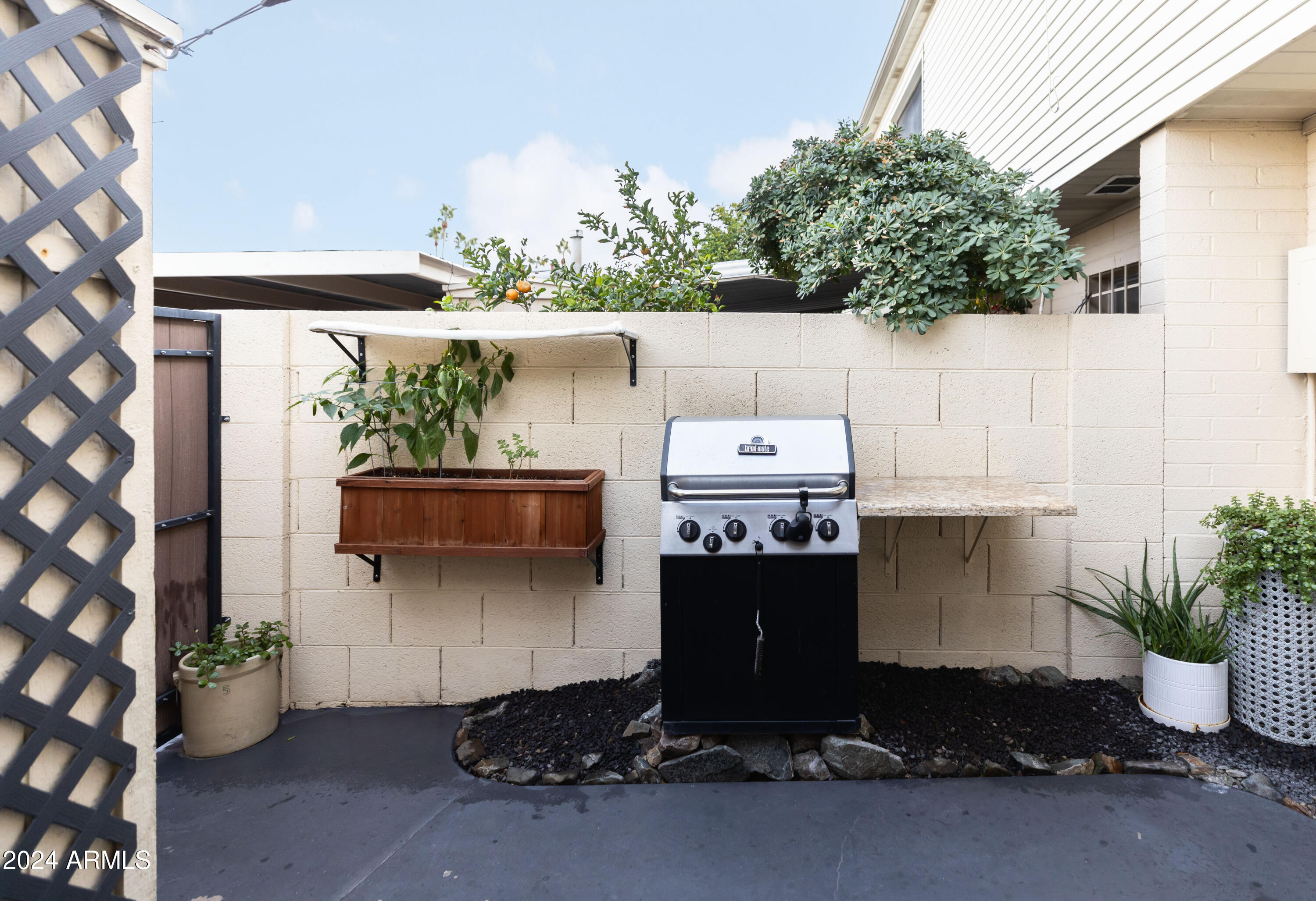 6849 E OSBORN Road Unit: C