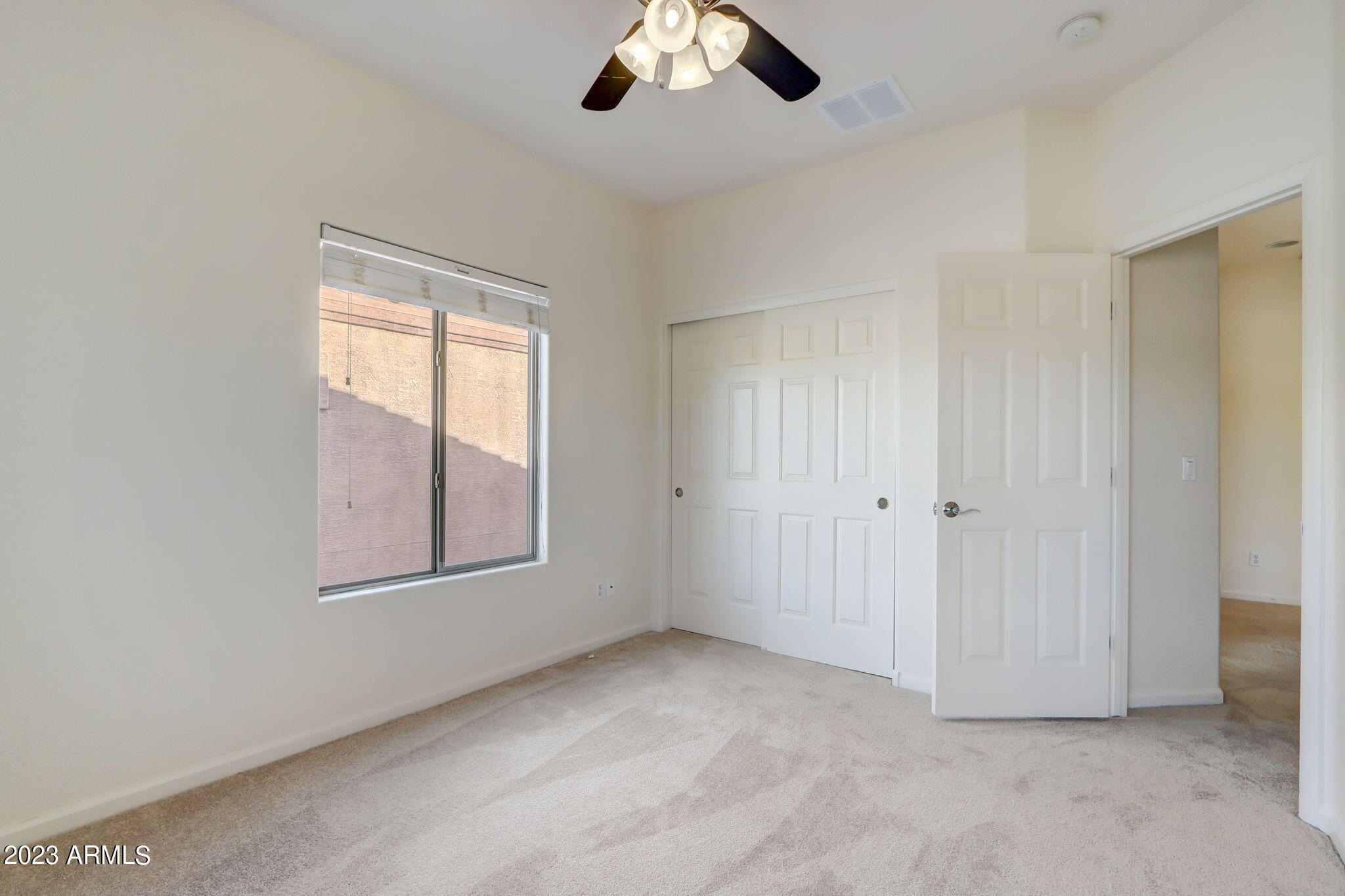 2725 E SAINT JOHN Road