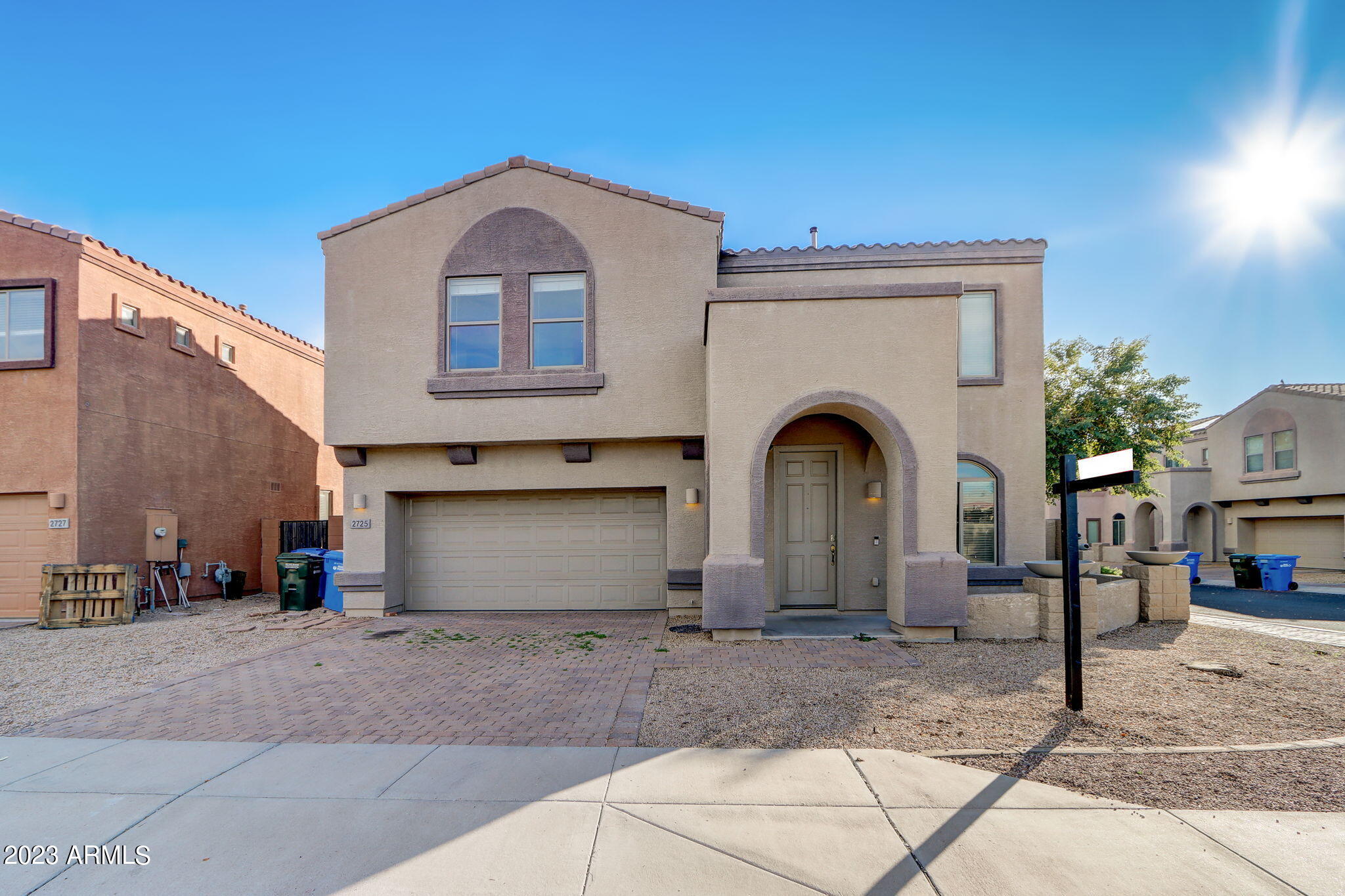 2725 E SAINT JOHN Road