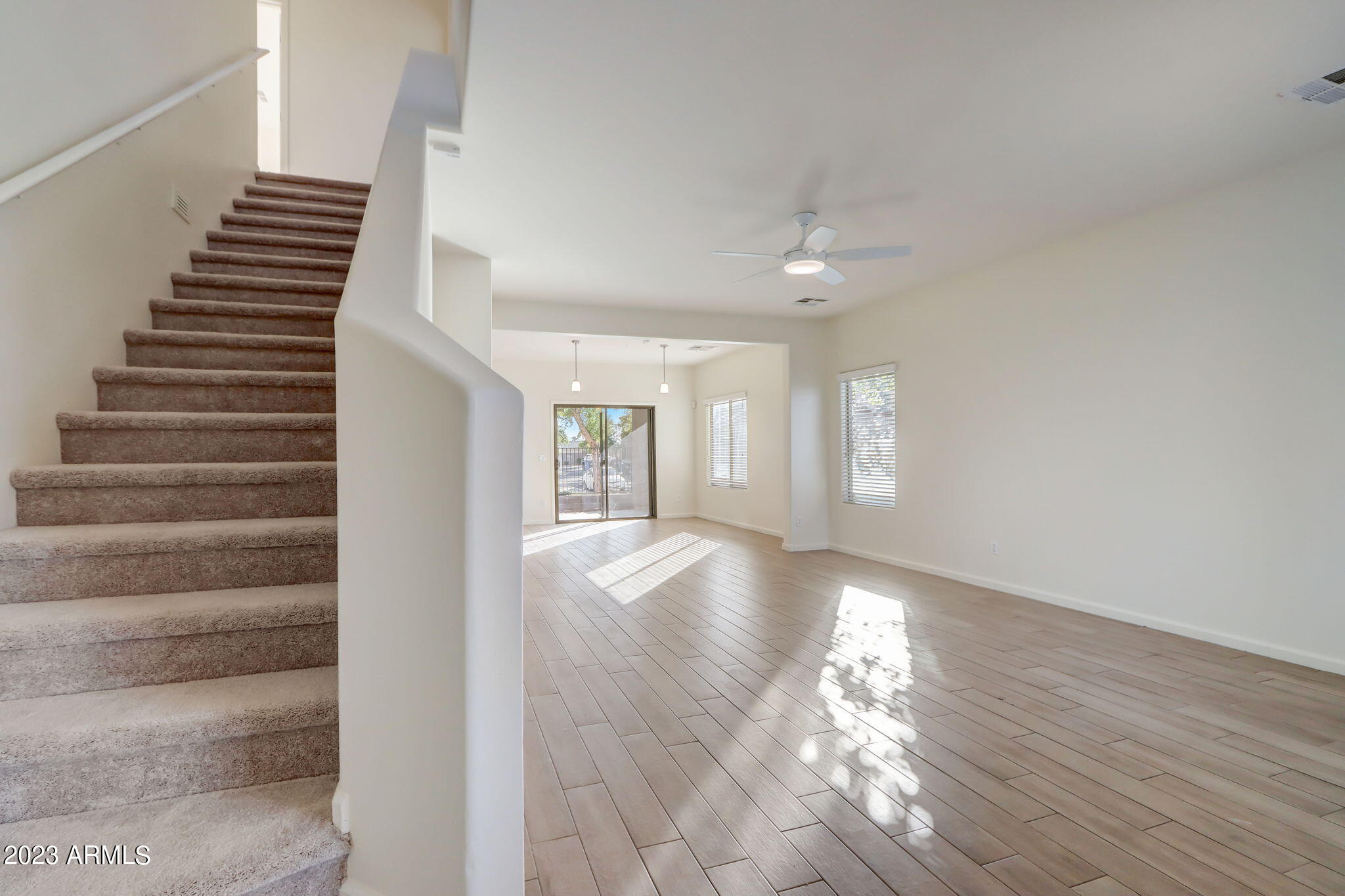 2725 E SAINT JOHN Road