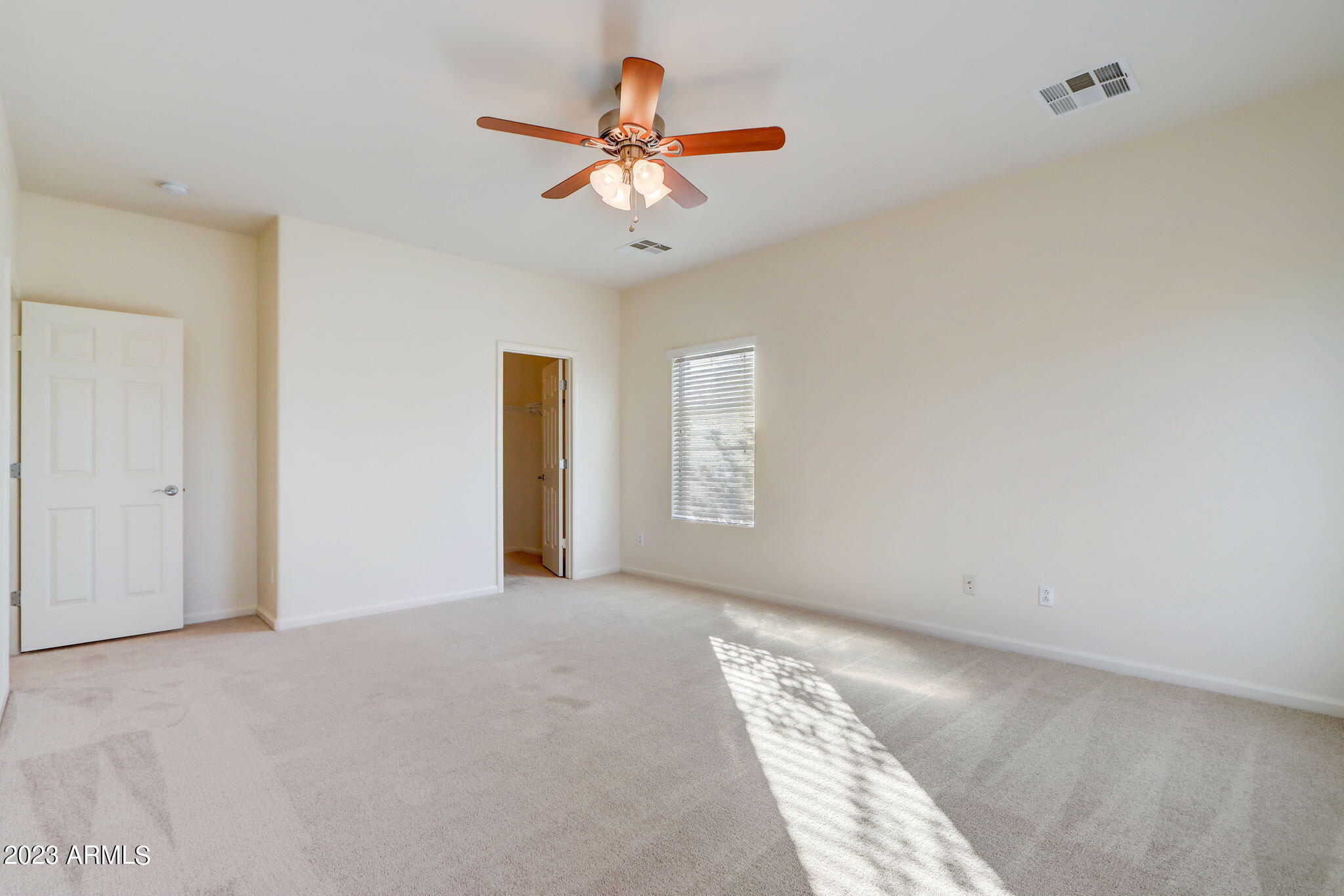 2725 E SAINT JOHN Road