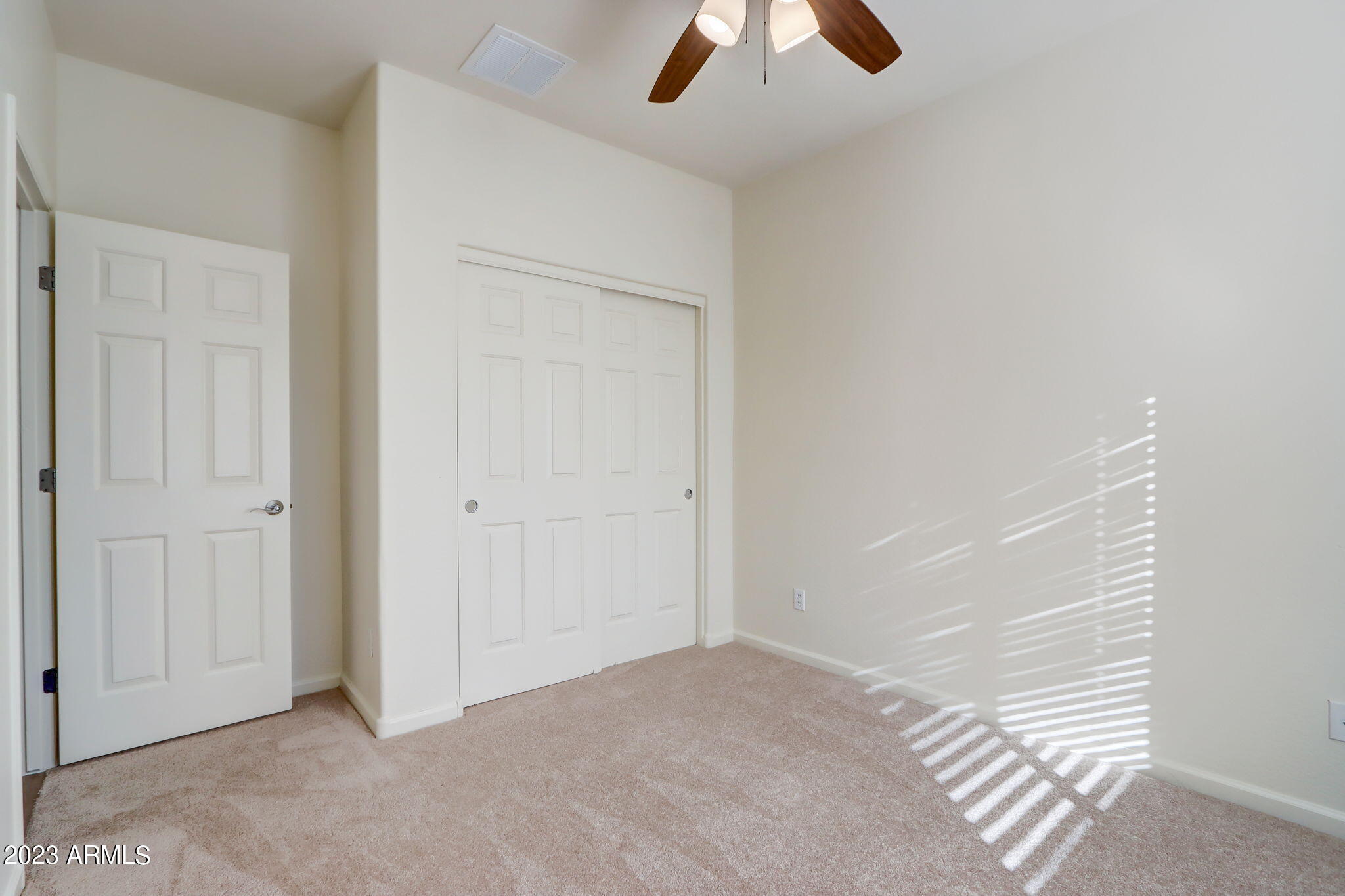 2725 E SAINT JOHN Road