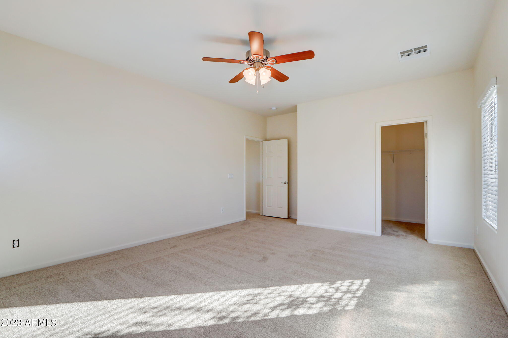 2725 E SAINT JOHN Road