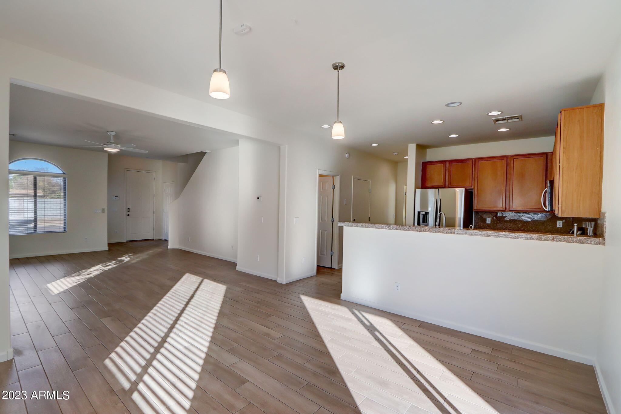 2725 E SAINT JOHN Road