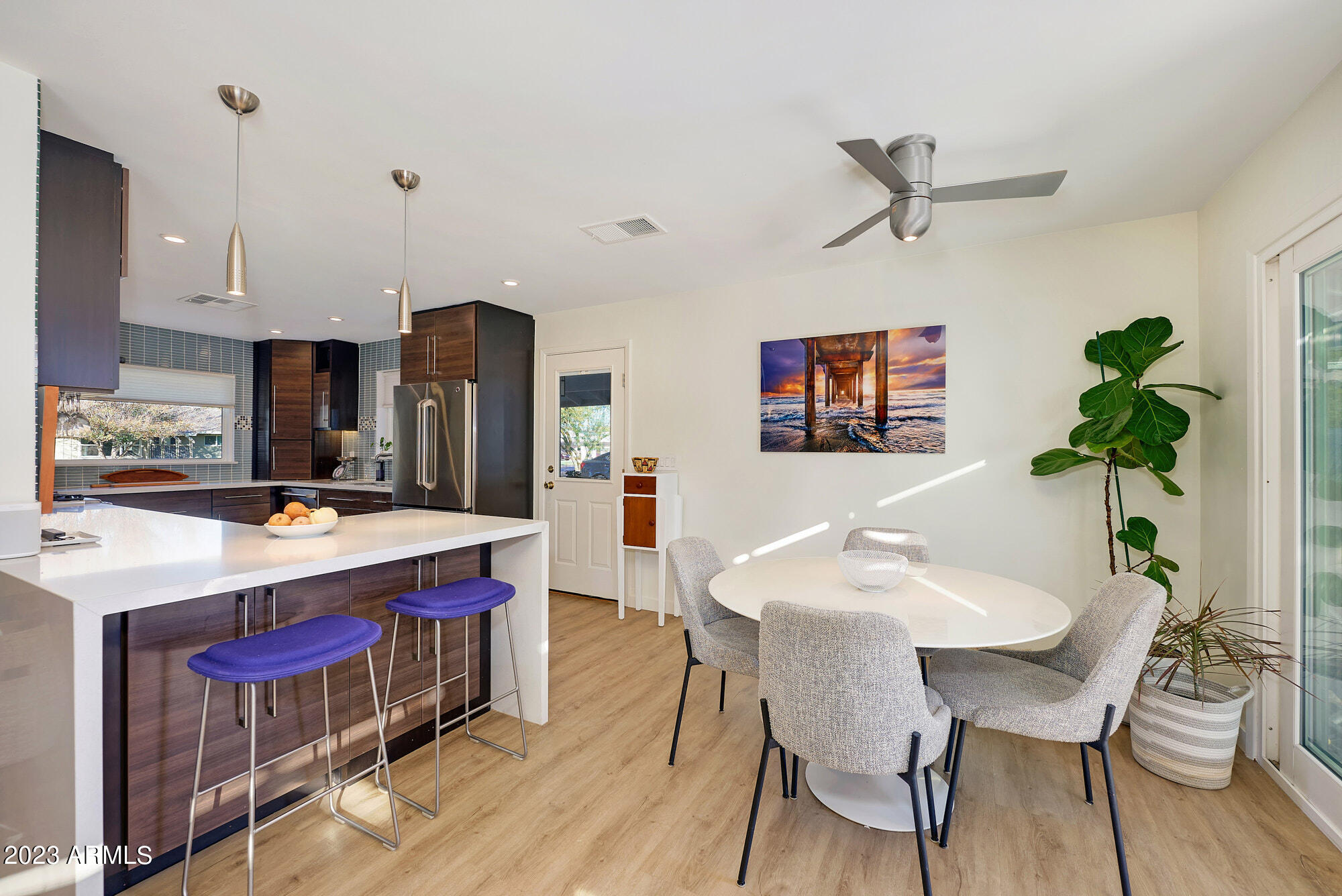 1203 W COLTER Street