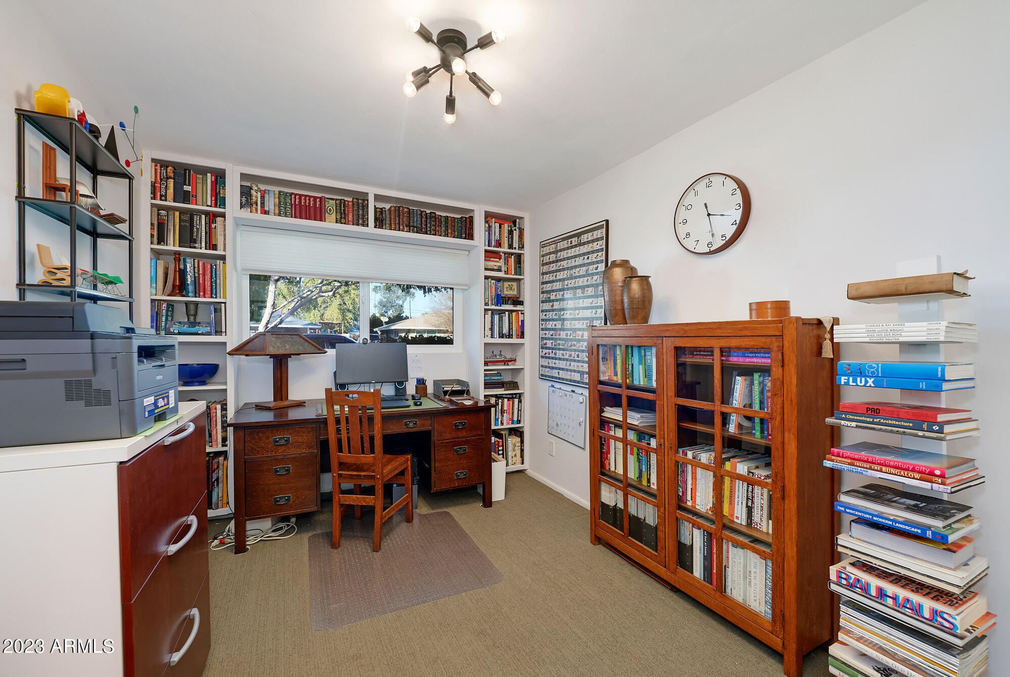 1203 W COLTER Street