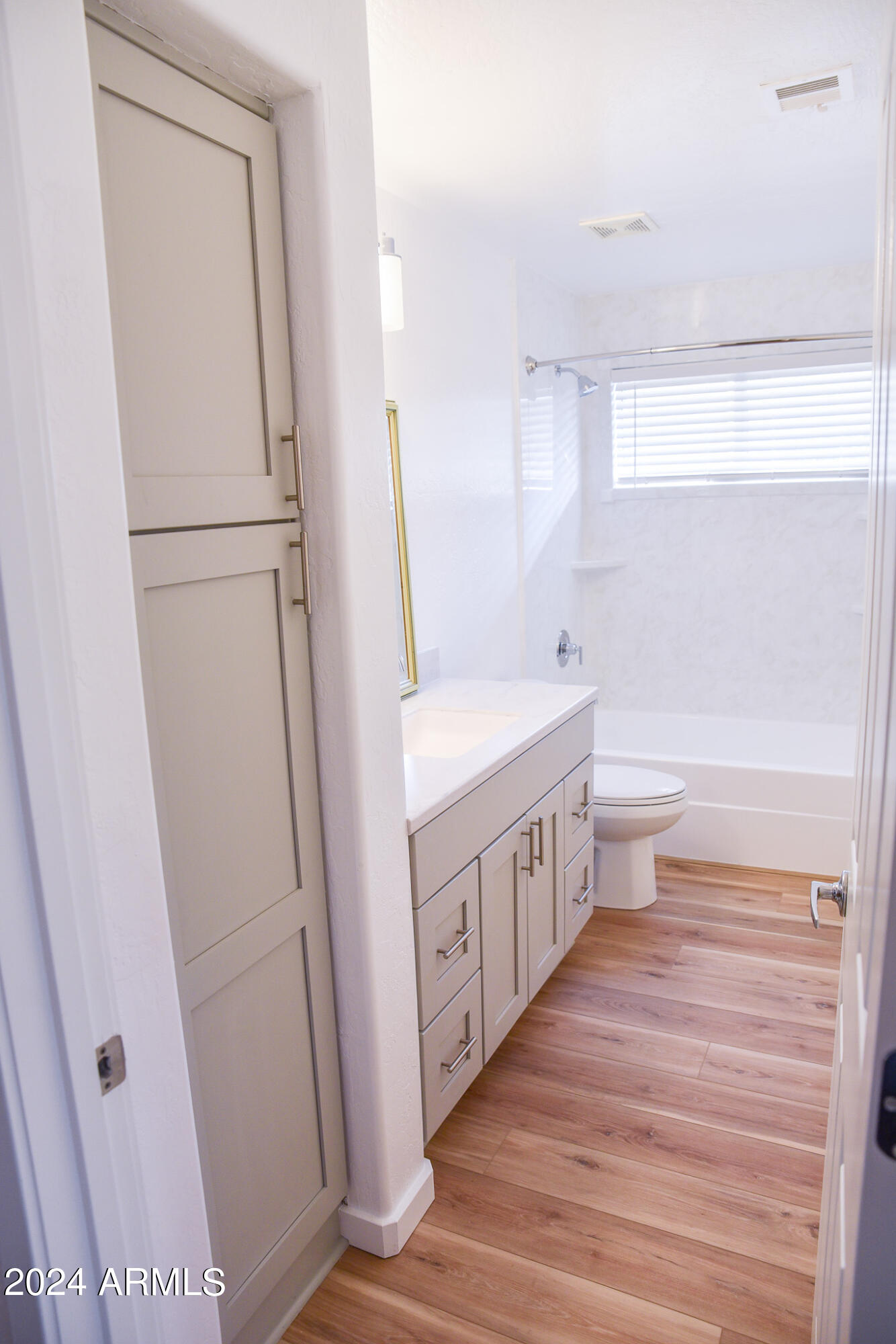 11260 N 92ND Street Unit: 1072