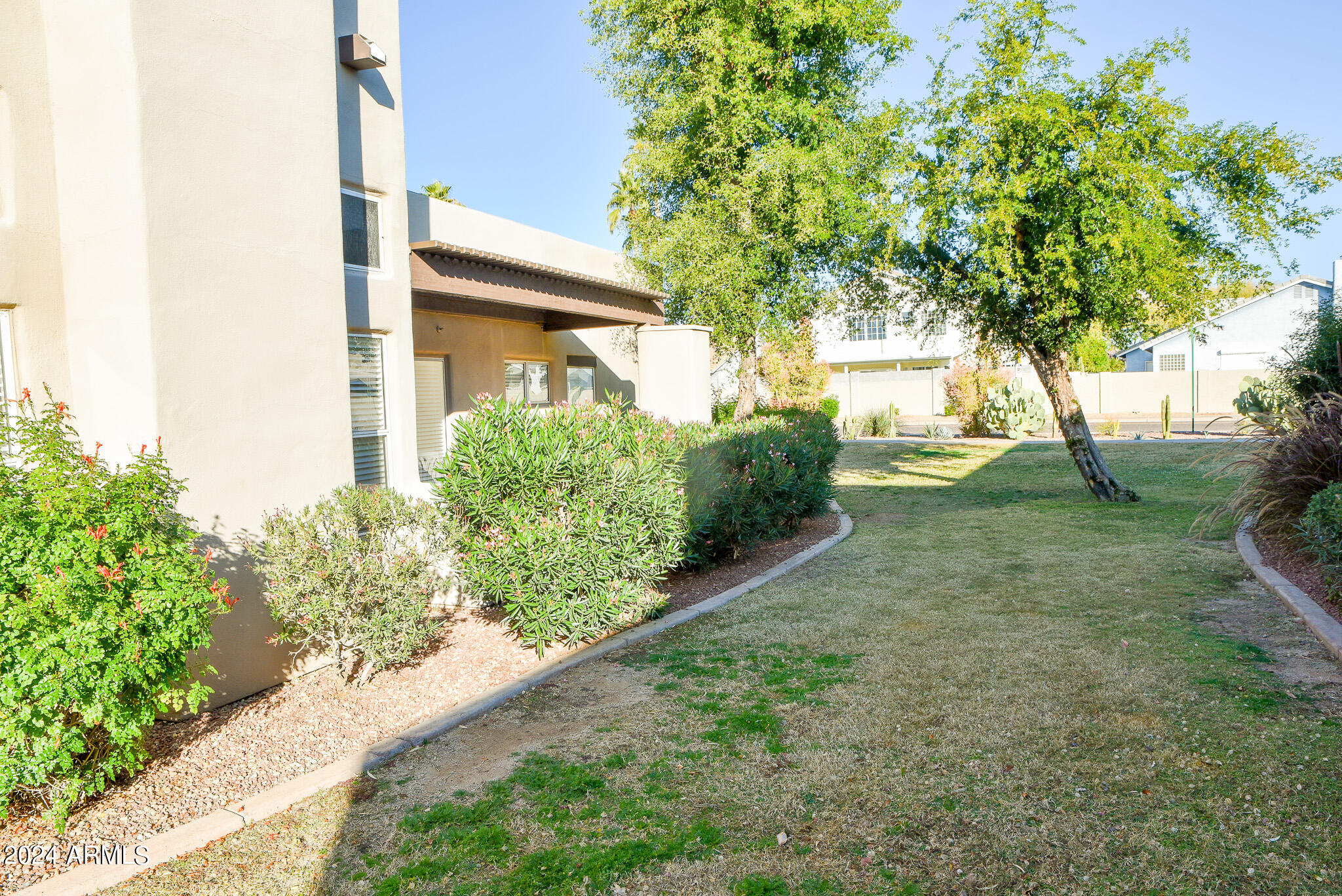 11260 N 92ND Street Unit: 1072