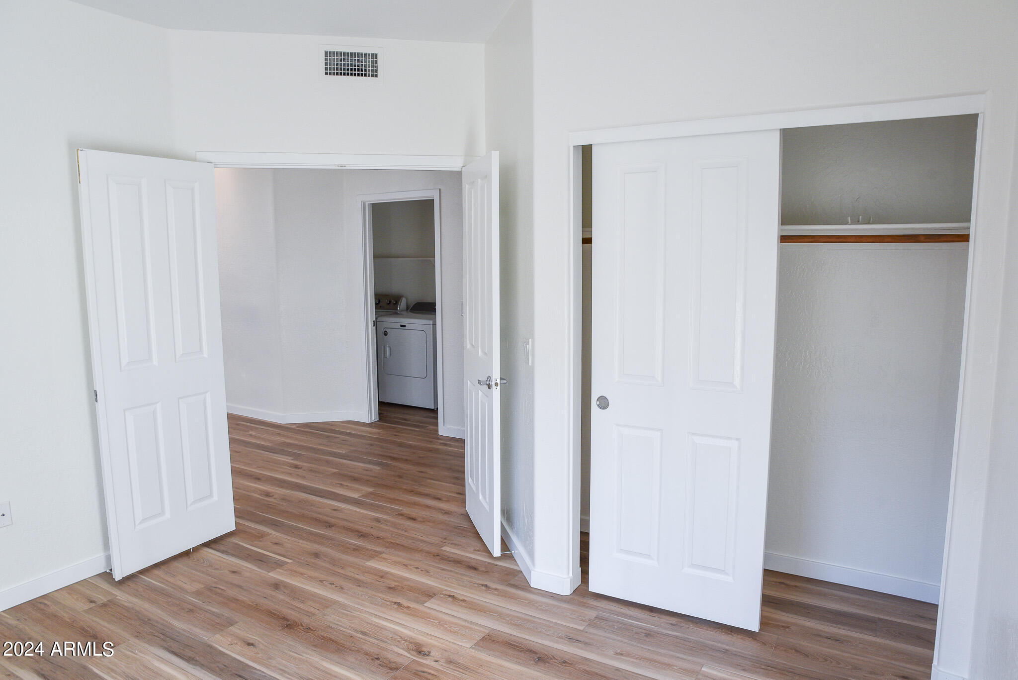 11260 N 92ND Street Unit: 1072