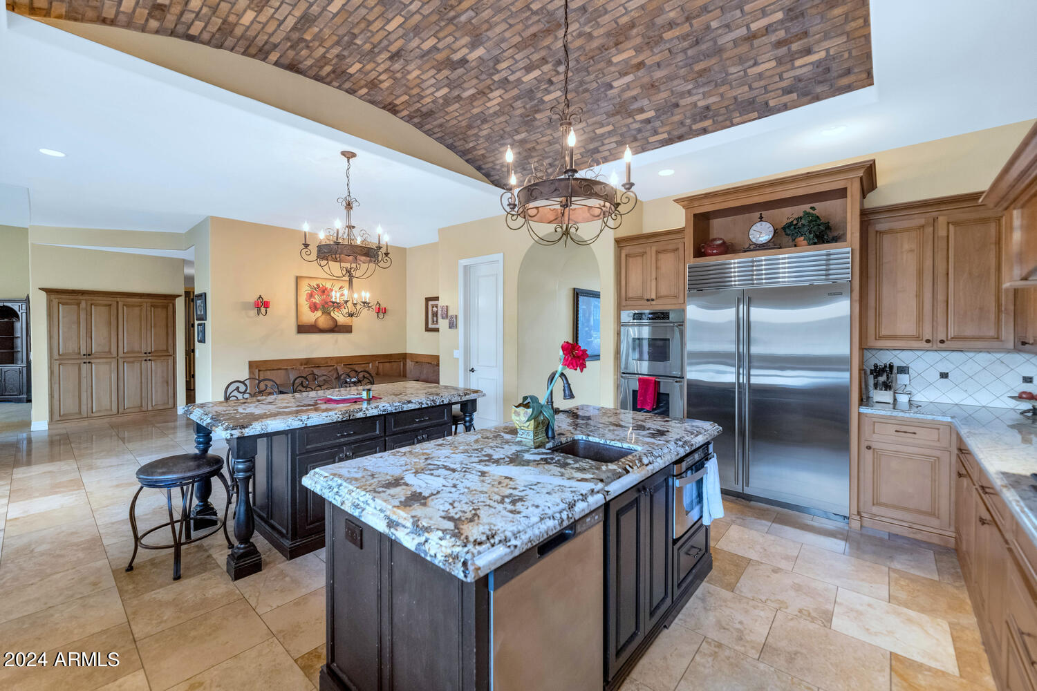 7130 E CABALLO Circle