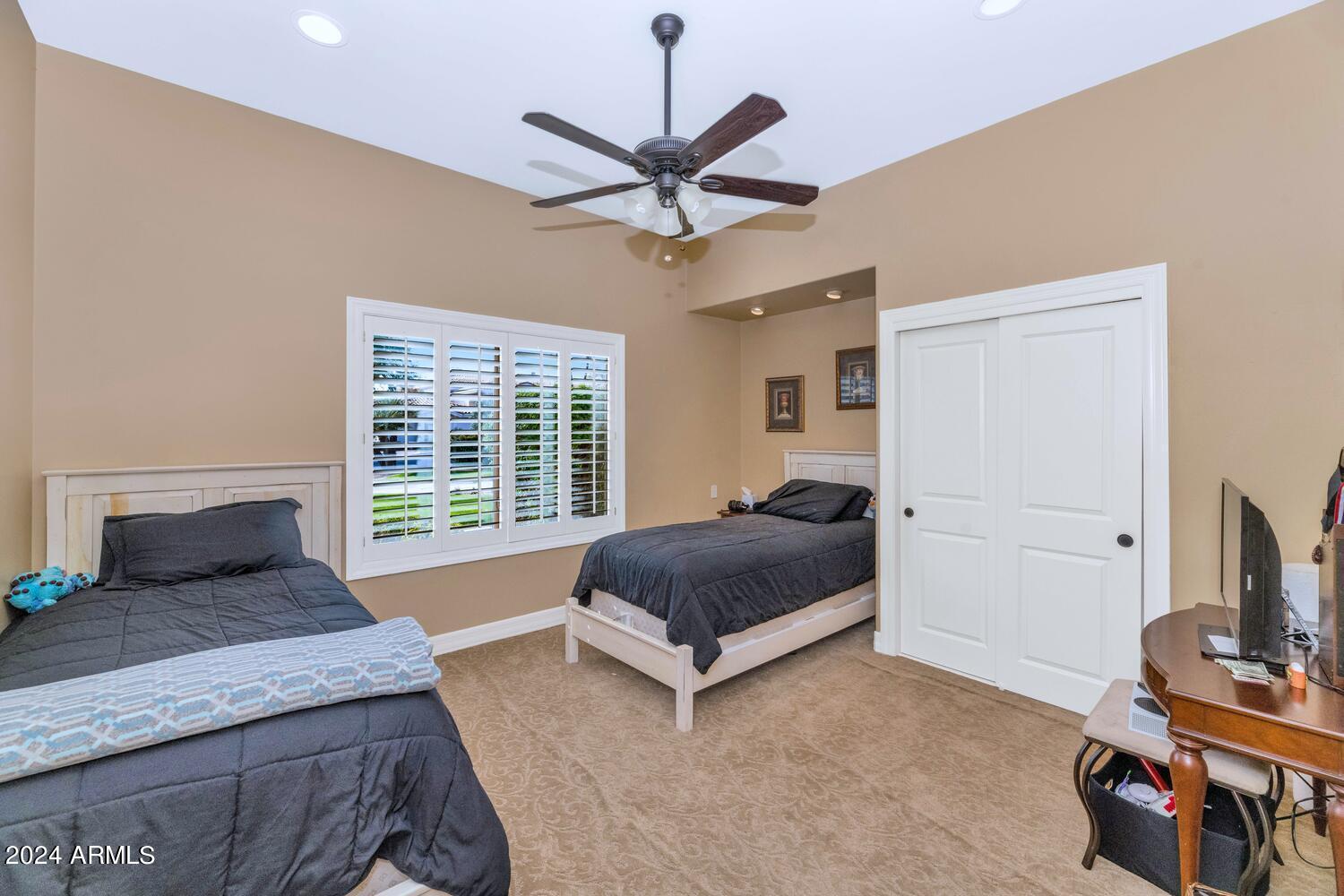 7130 E CABALLO Circle