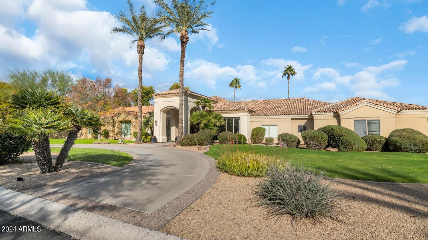 7130 E CABALLO Circle