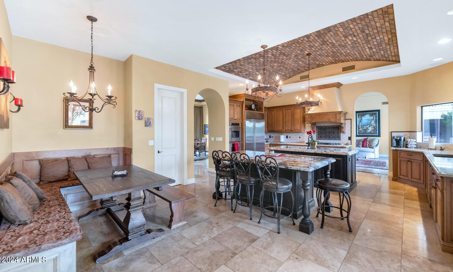 7130 E CABALLO Circle